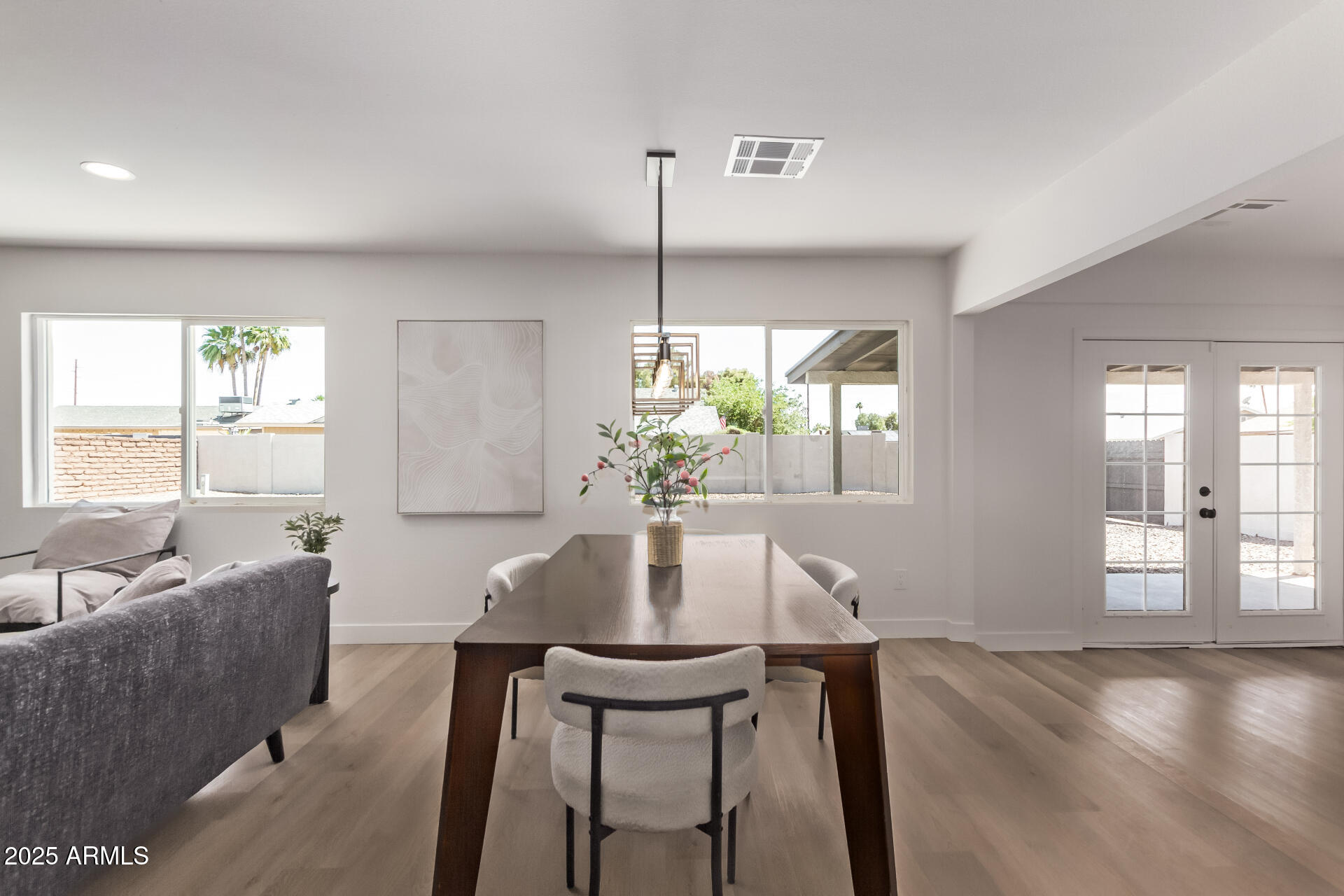 2339 W PONDEROSA Lane