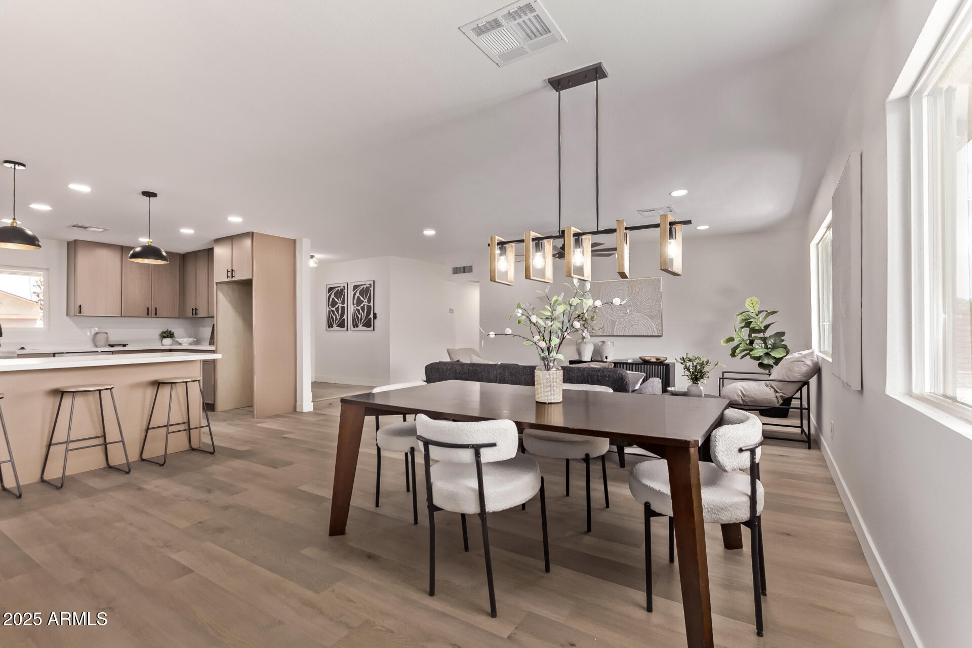 2339 W PONDEROSA Lane