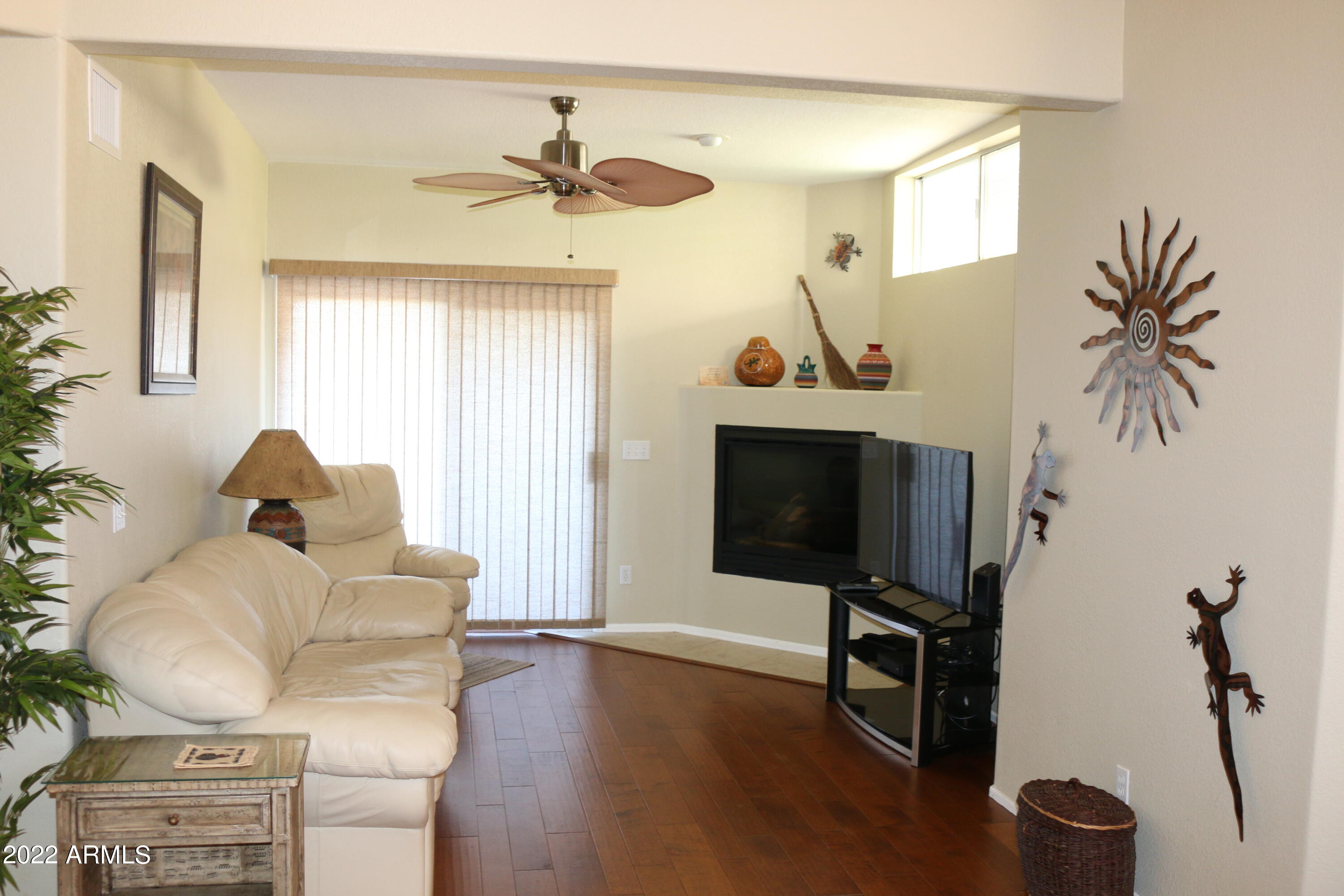 SIERRA SPRINGS - Residential