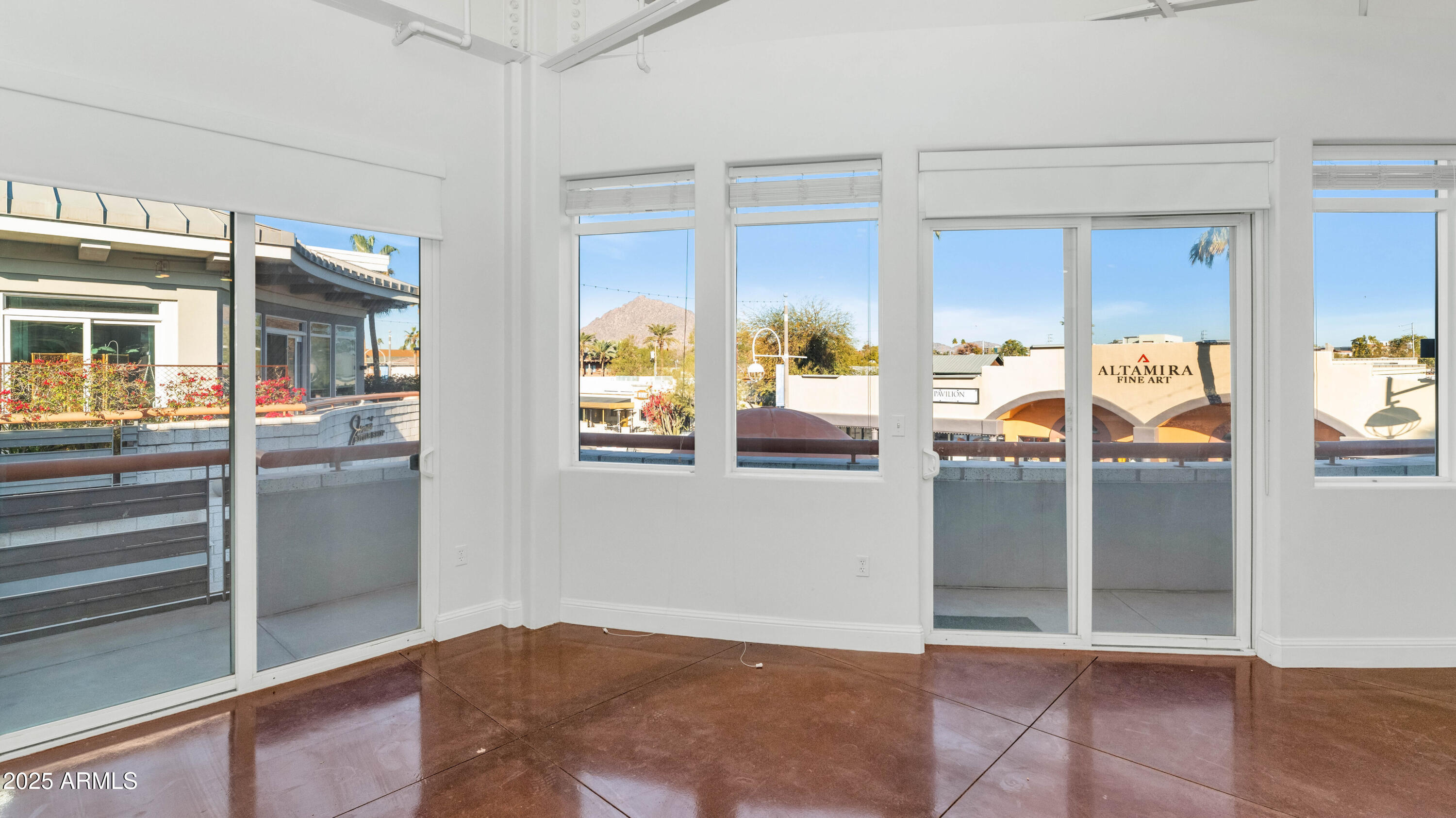 7039 E MAIN Street A206