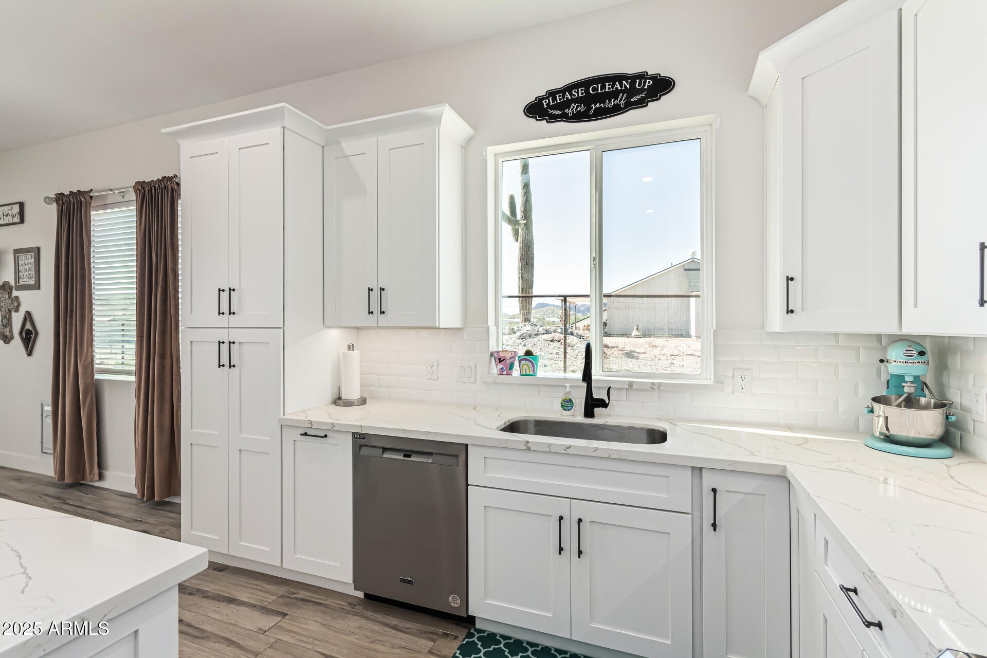 3925 W MOON DUST Trail