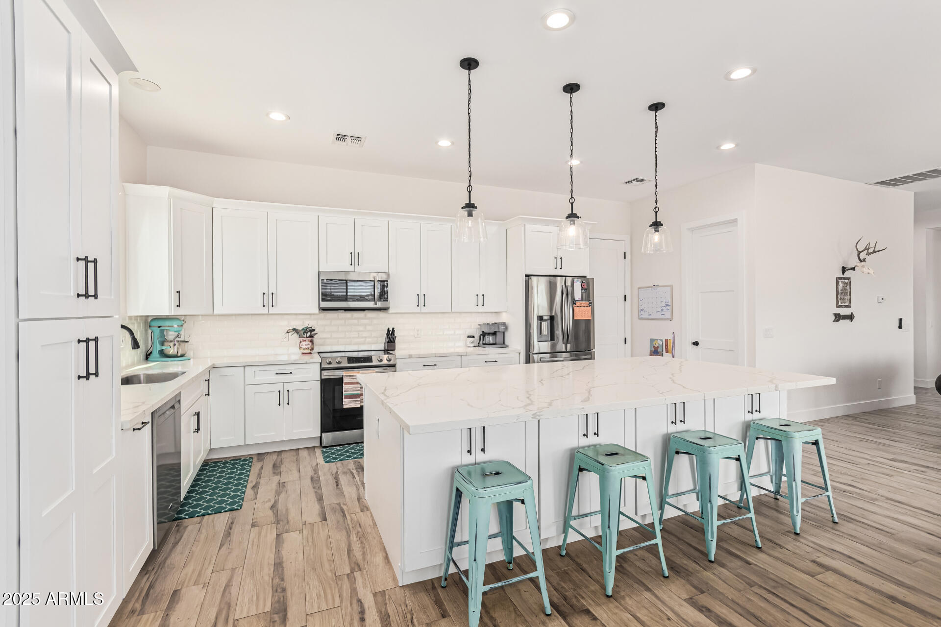 3925 W MOON DUST Trail
