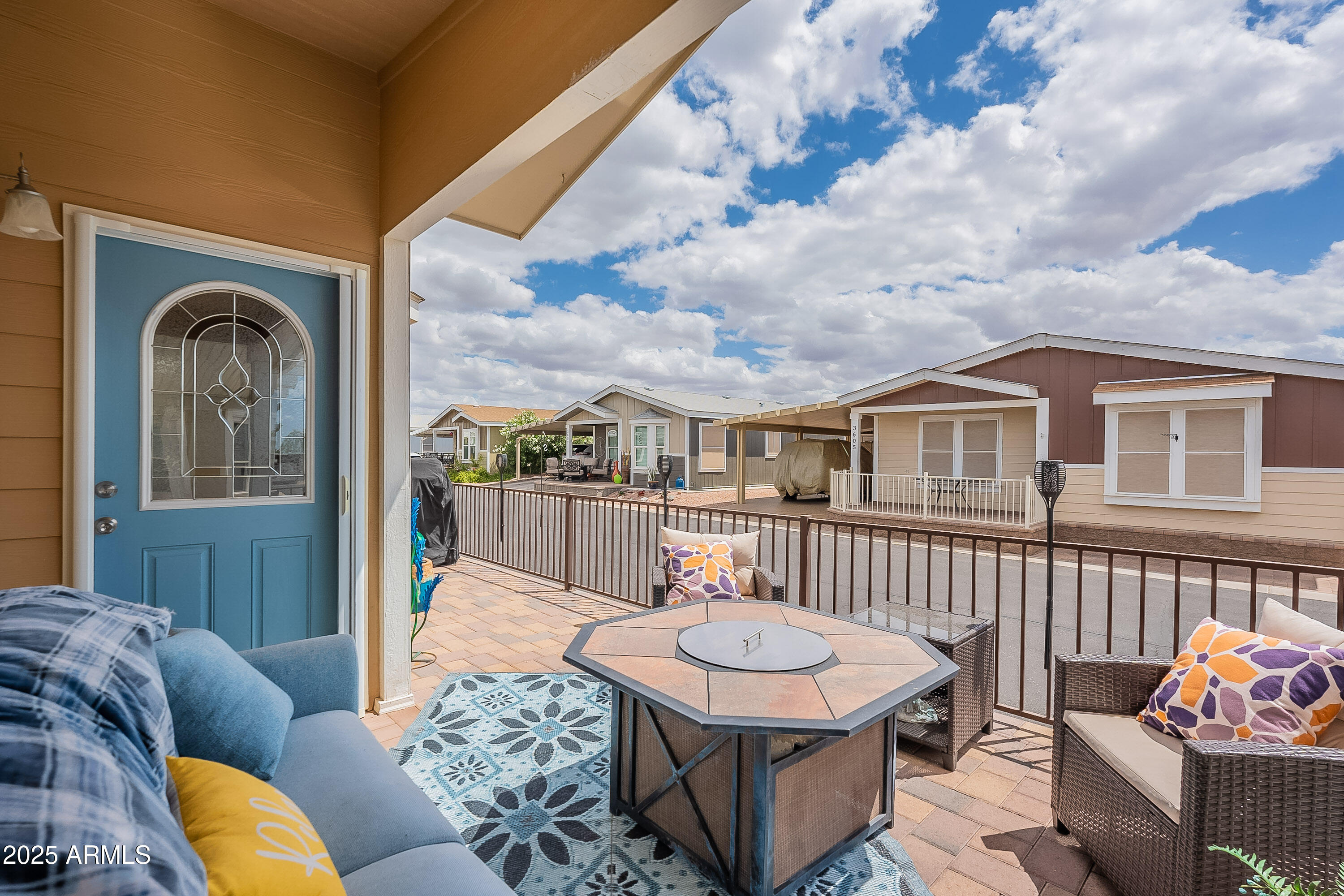 650 N Hawes Road 3606