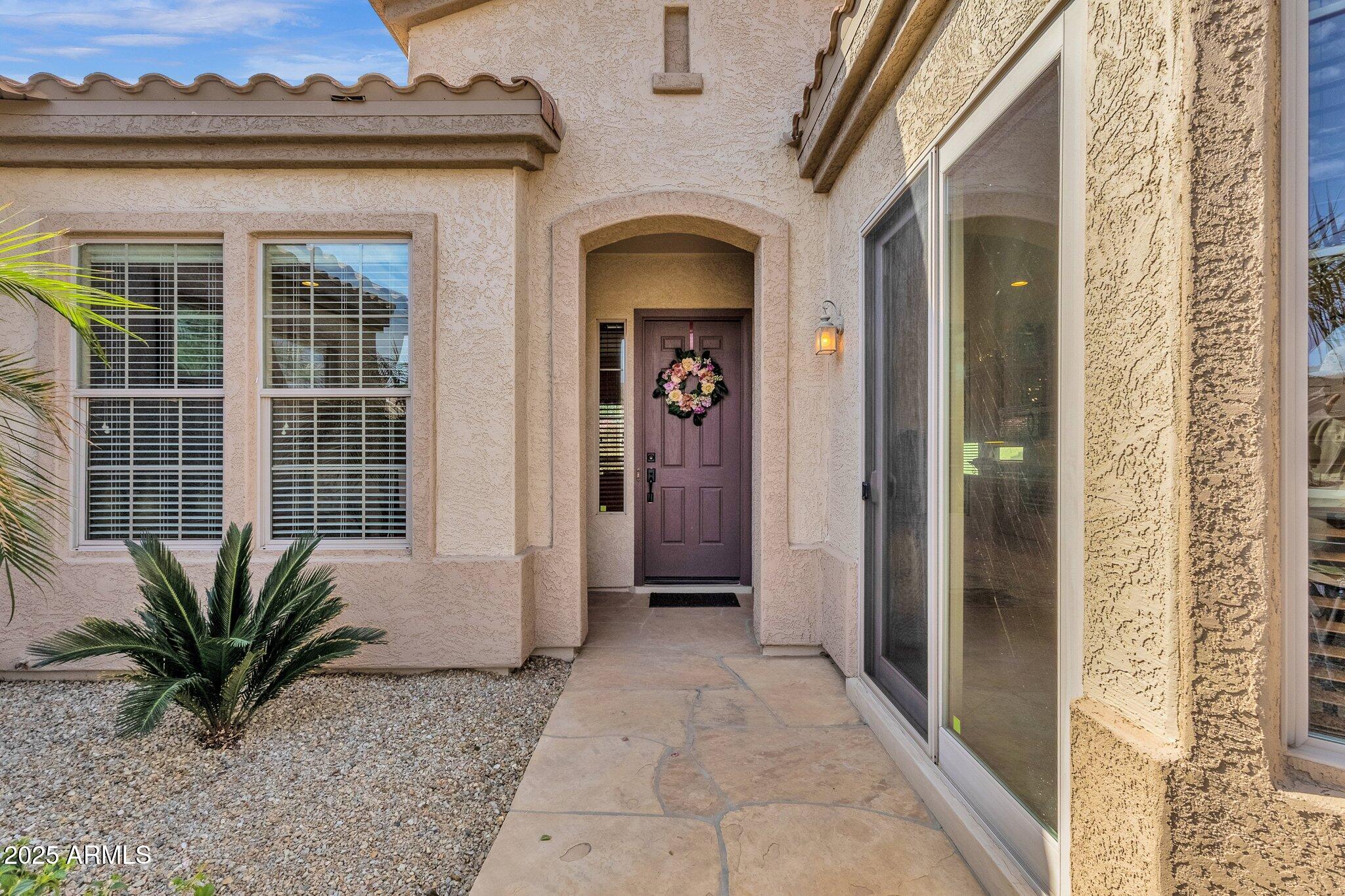 4249 E NIGHTINGALE Lane