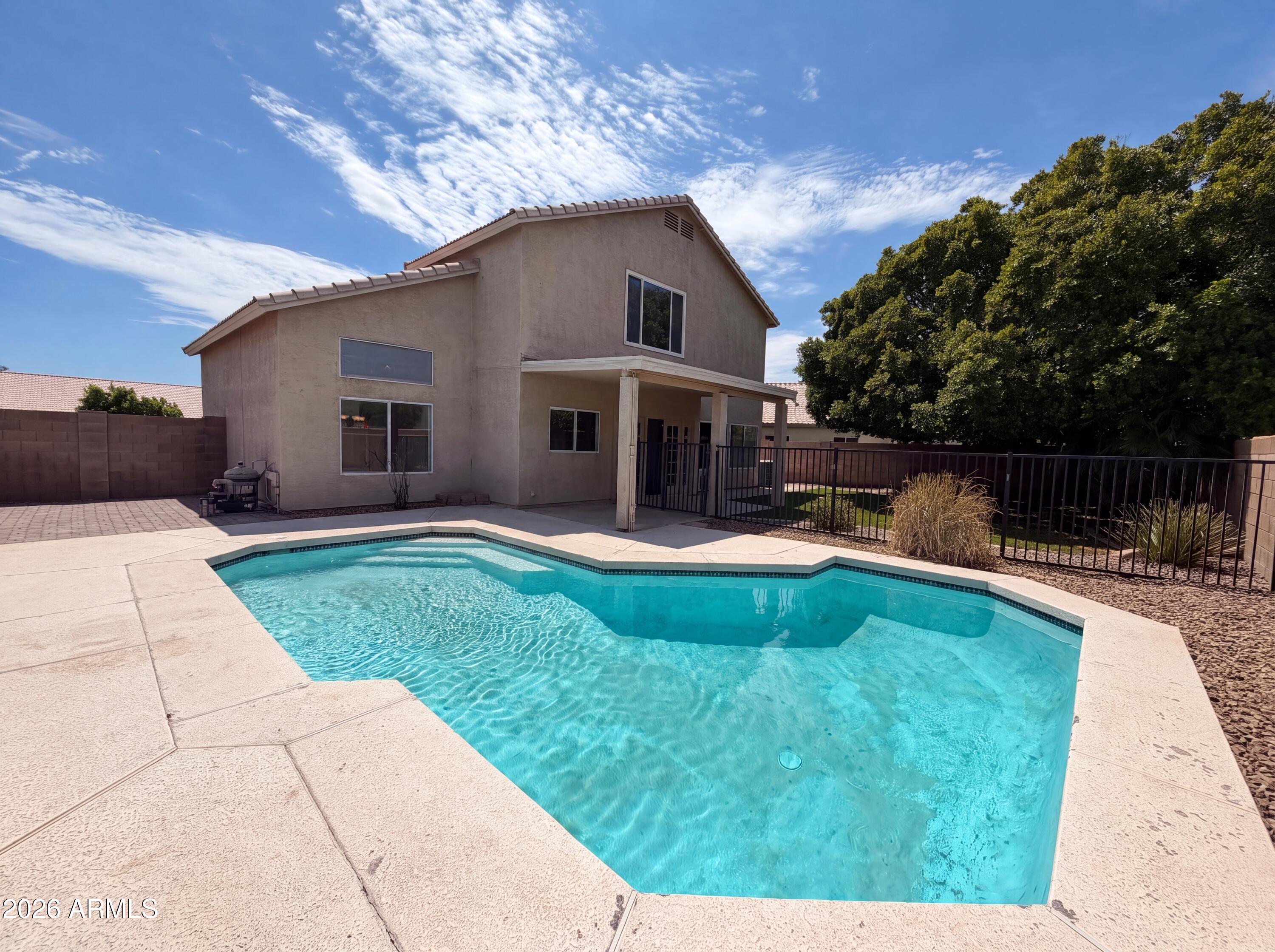 8274 S STEPHANIE Lane