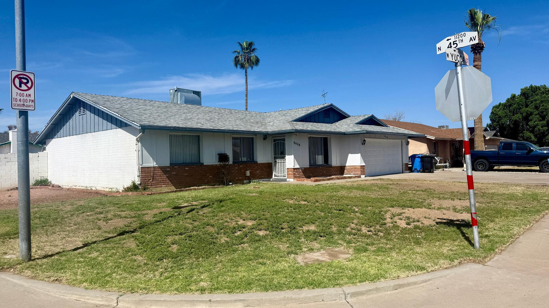 4440 W YUCCA Street