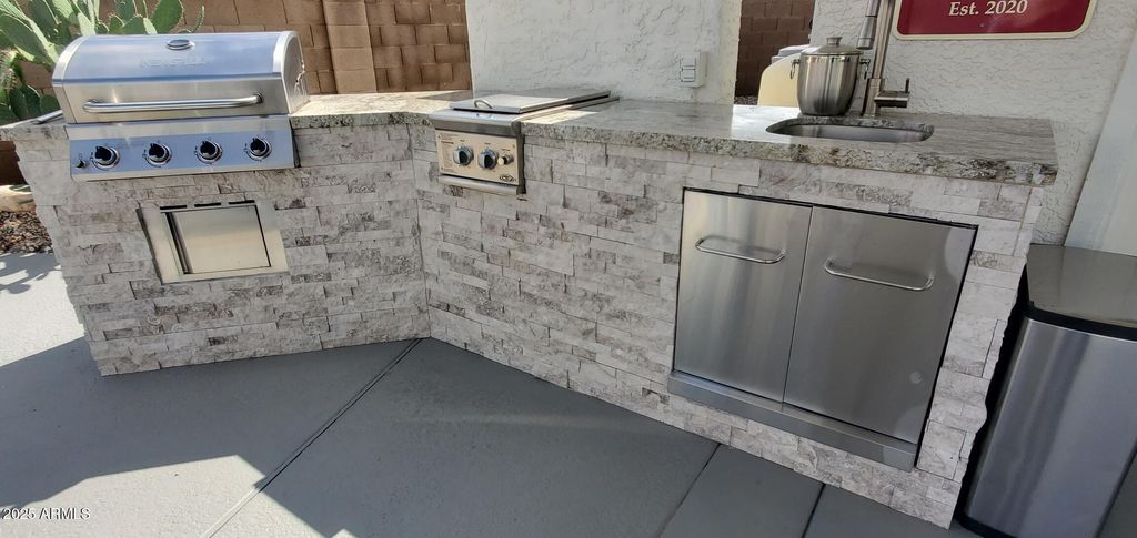Photo of 6132 W Michigan Avenue, Glendale, AZ 85308 (MLS # 6933235)