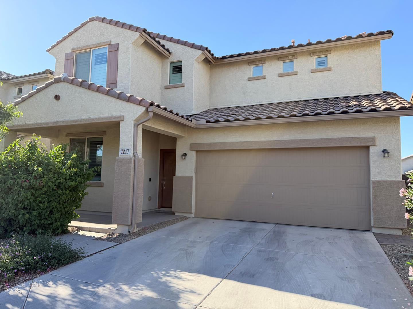 7217 W Golden Lane