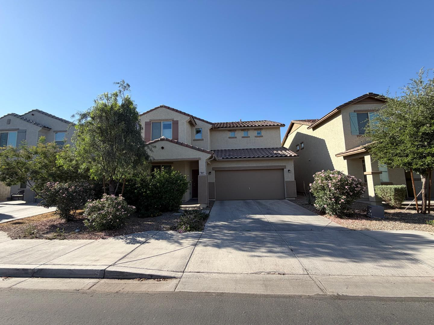 7217 W Golden Lane