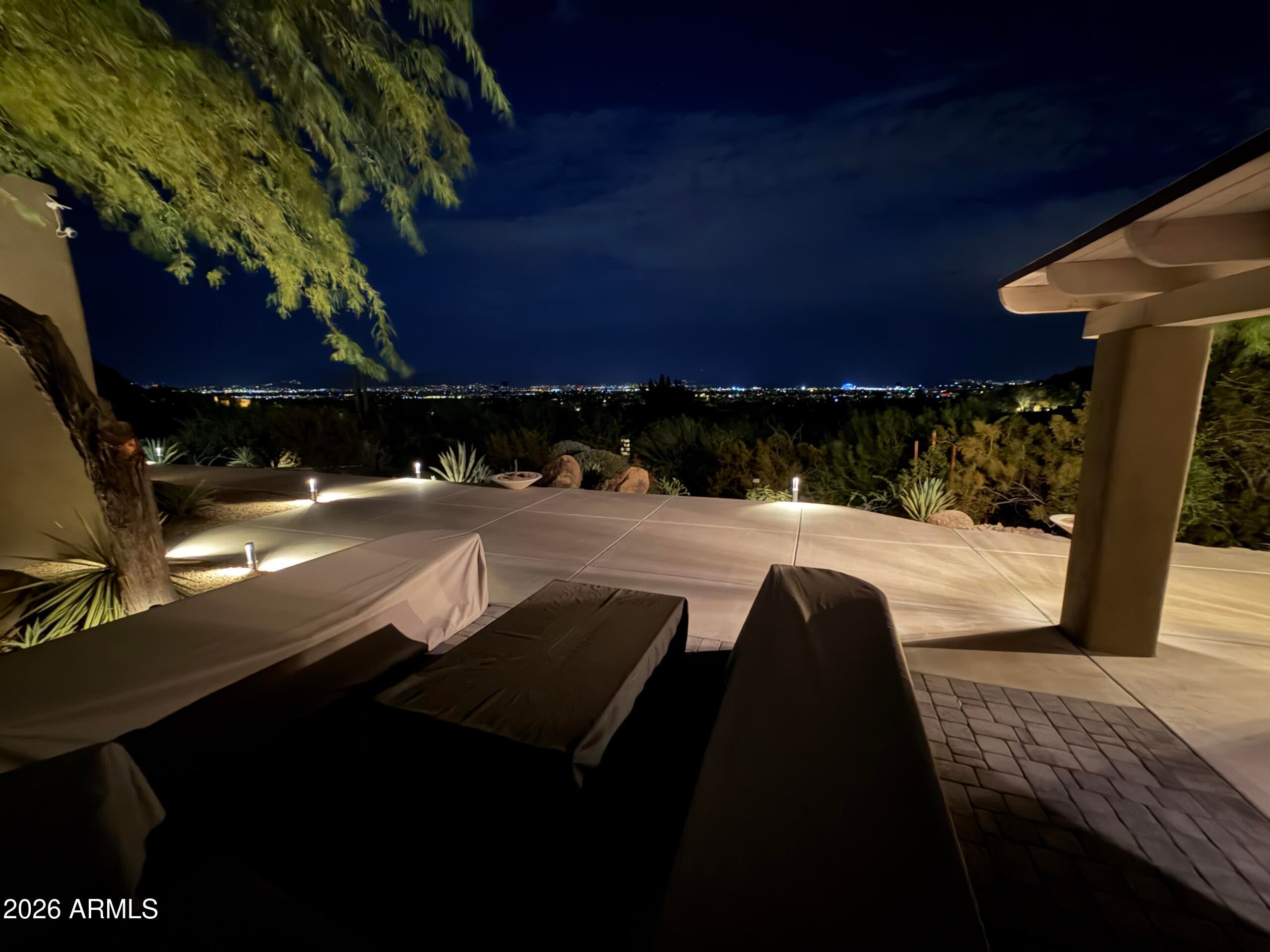5849 E HUMMINGBIRD Lane