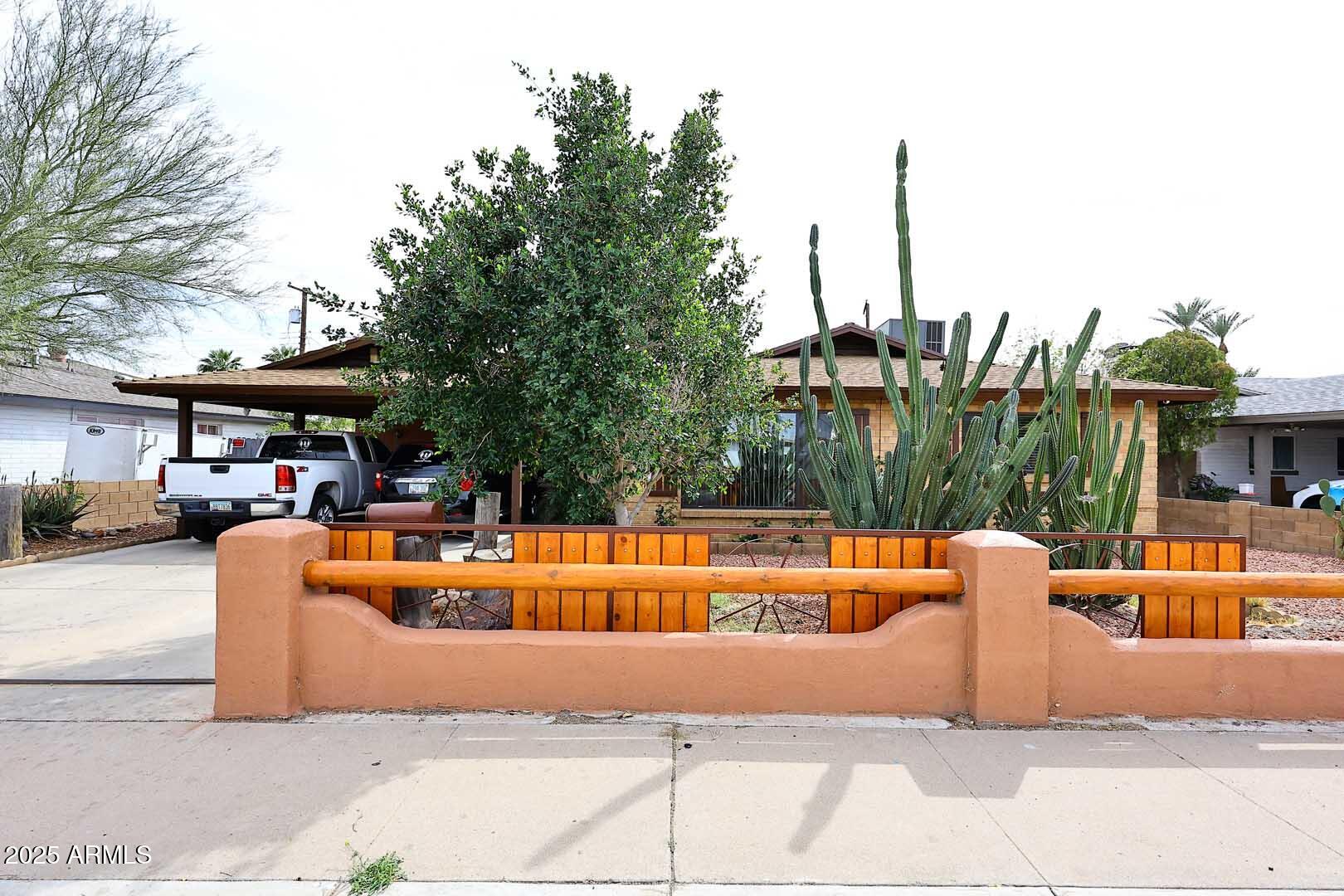 2619 W LAMAR Road