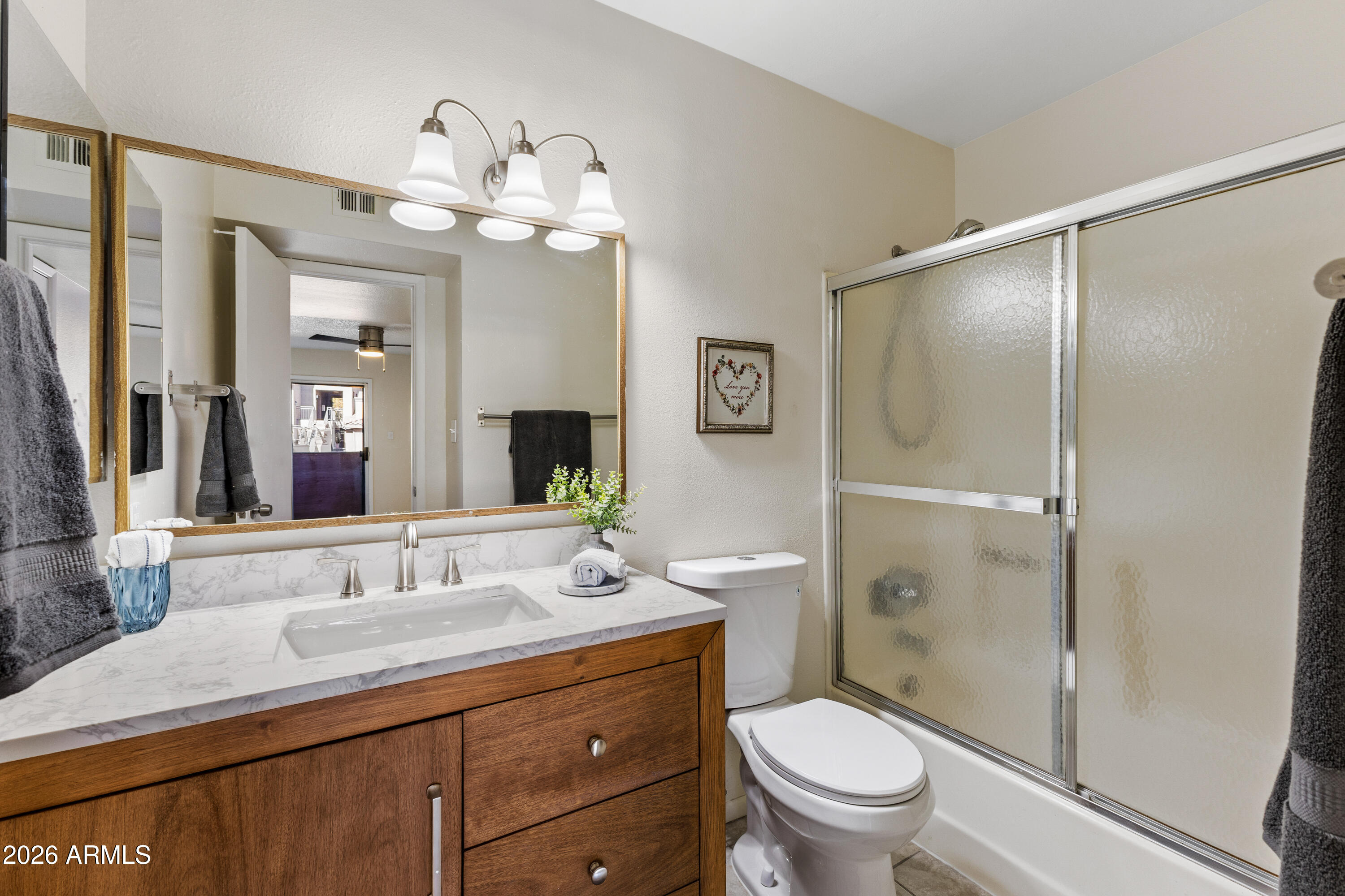 540 N MAY Street 2145