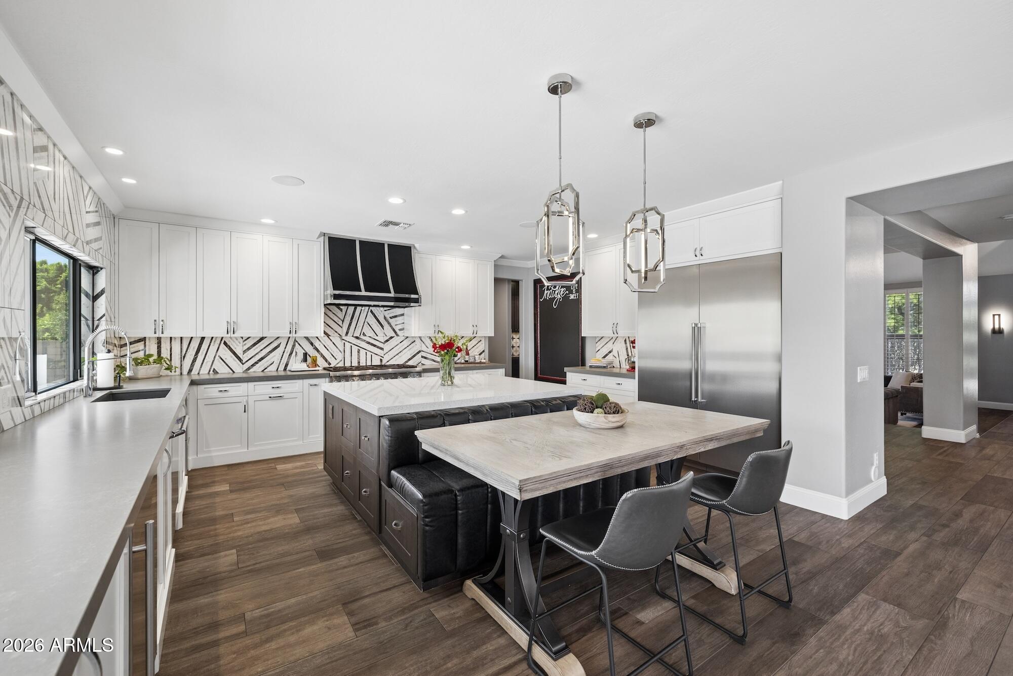 MAHOGANY - Residential