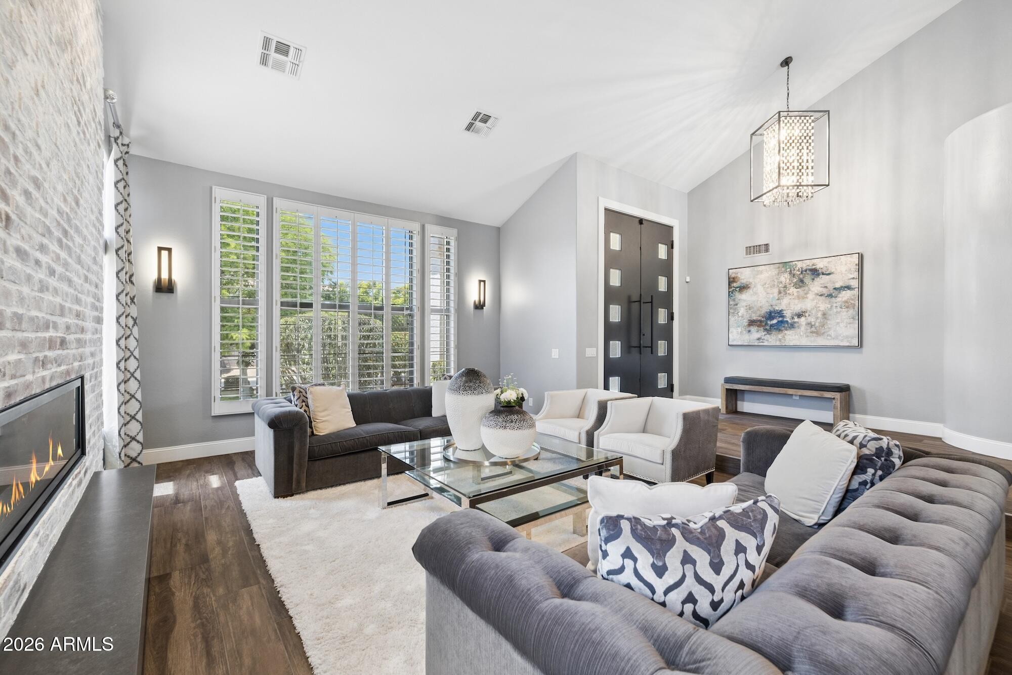 1141 N OMAHA --
