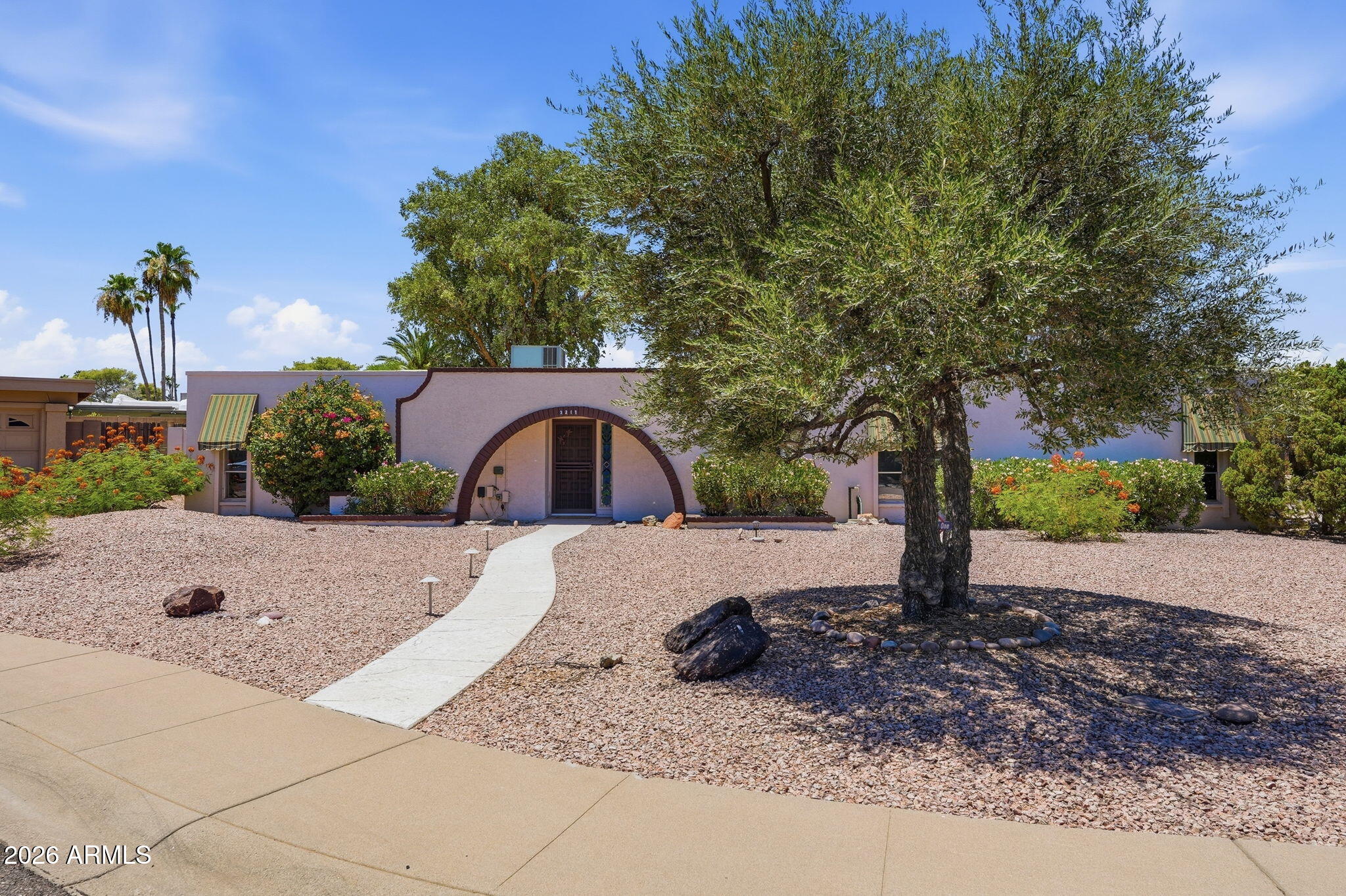 3217 E MALAPAI Drive