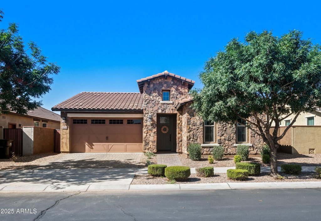 Photo of 10334 E Corbin Avenue, Mesa, AZ 85212 (MLS # 6928324)
