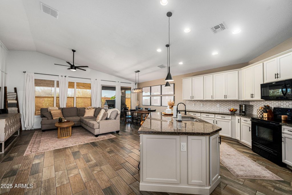 Photo of 10334 E Corbin Avenue, Mesa, AZ 85212 (MLS # 6928324)