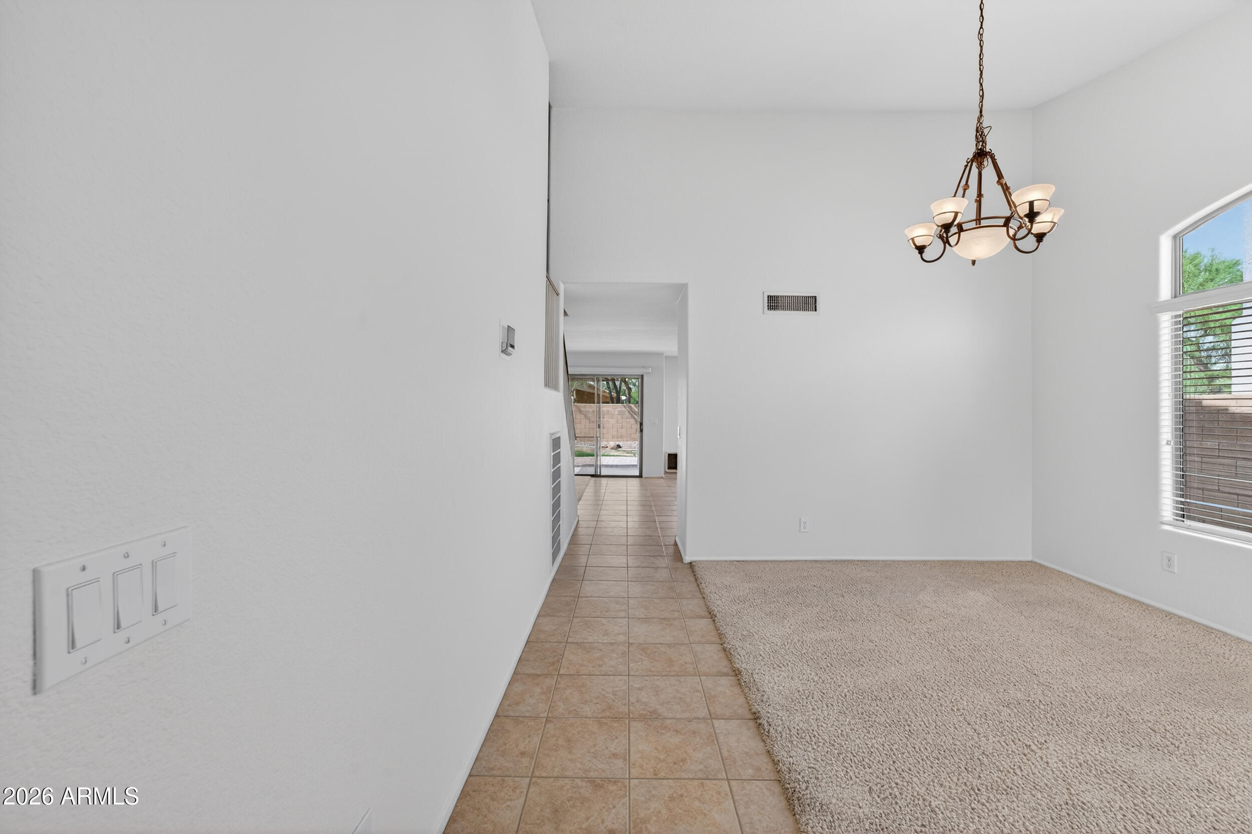 15996 W LINDEN Street