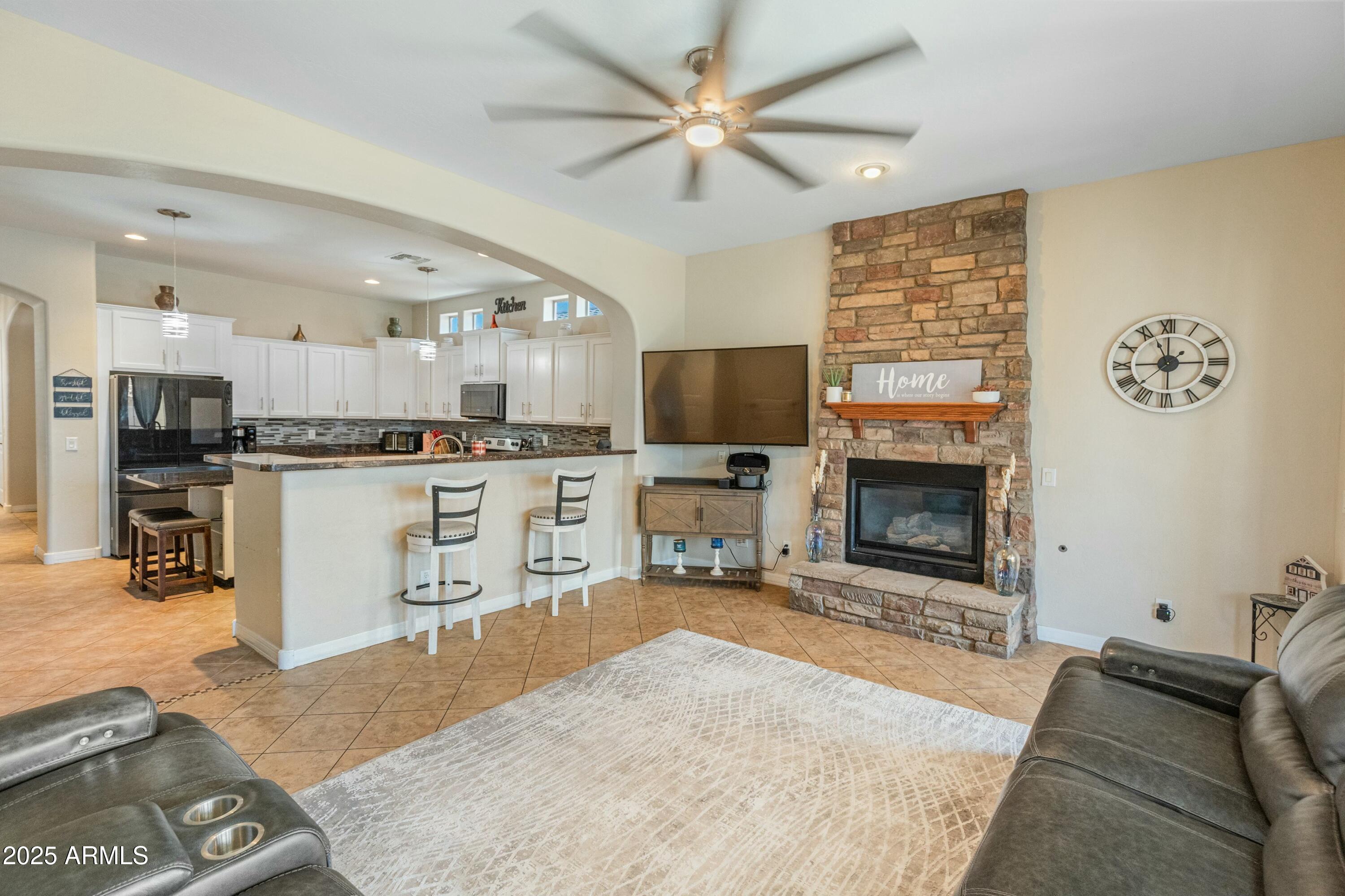 Waddell, Arizona 85355, United States, 4 Bedrooms Bedrooms, ,4 BathroomsBathrooms,Residential,Active,99652