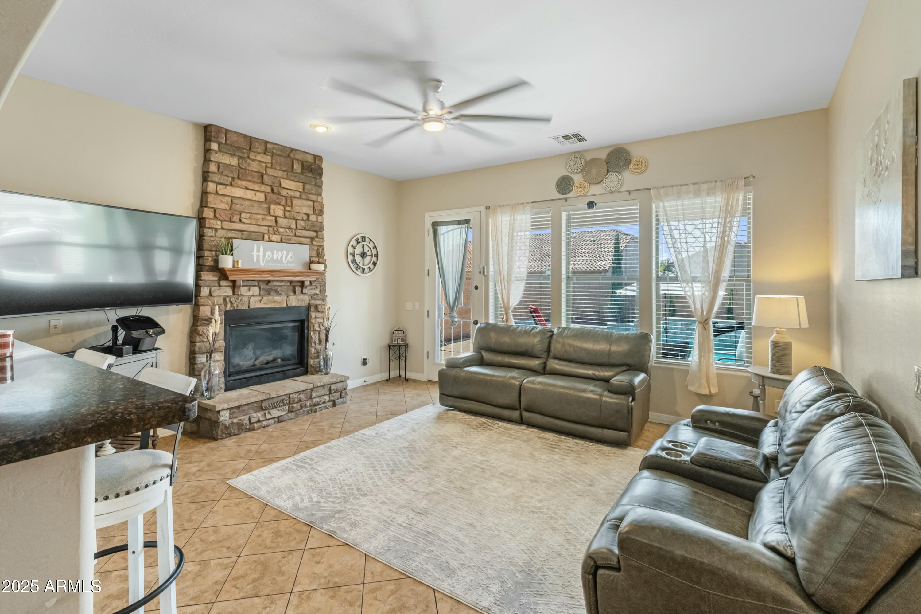 Waddell, Arizona 85355, United States, 4 Bedrooms Bedrooms, ,4 BathroomsBathrooms,Residential,Active,99652