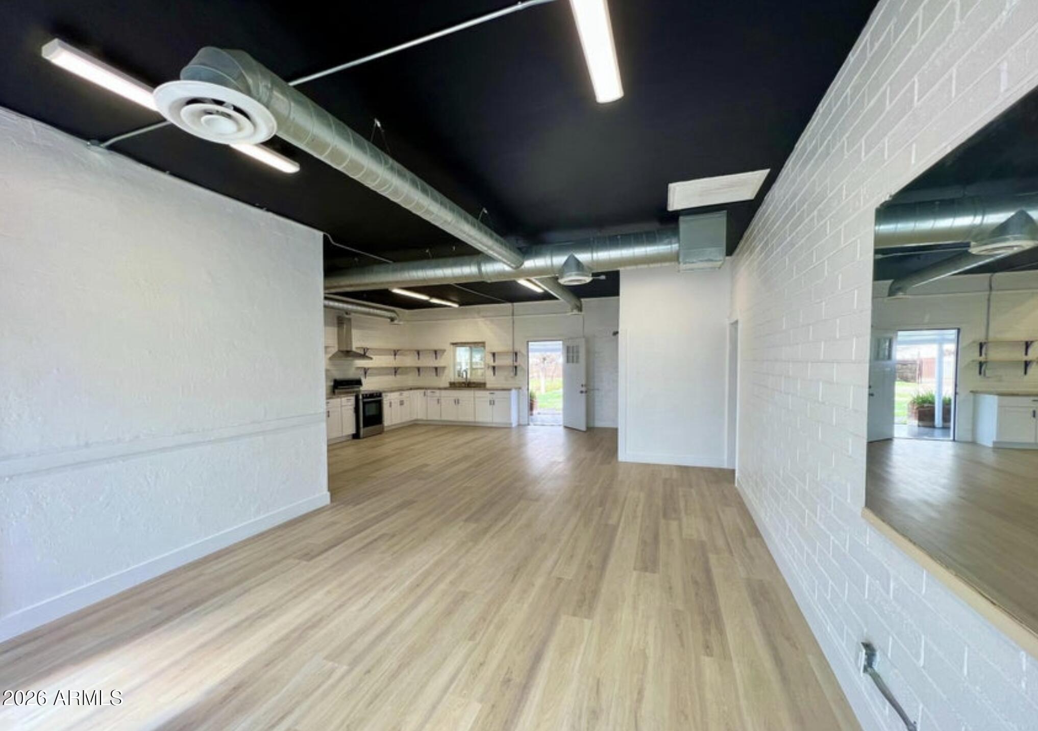 354 W COOLIDGE Avenue