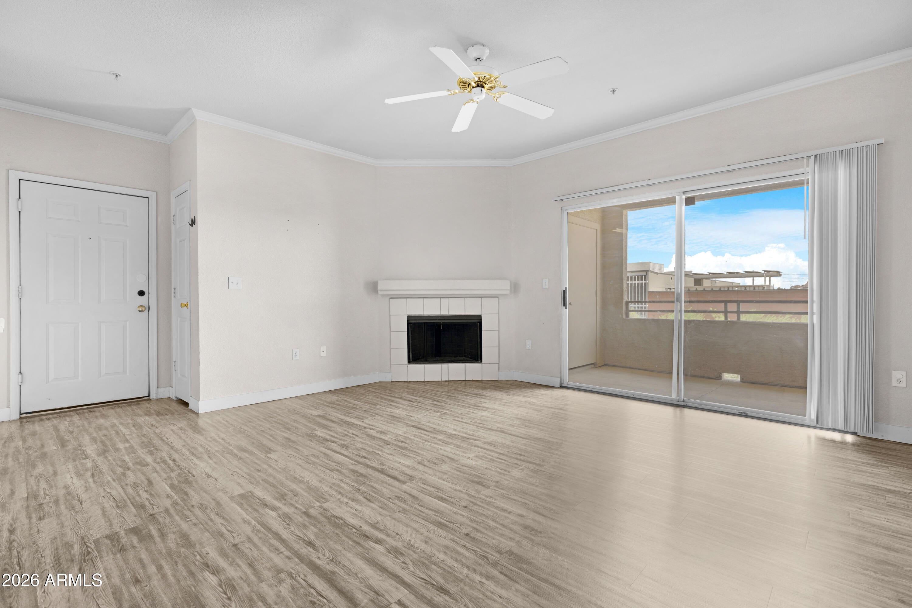 5401 E VAN BUREN Street 3109