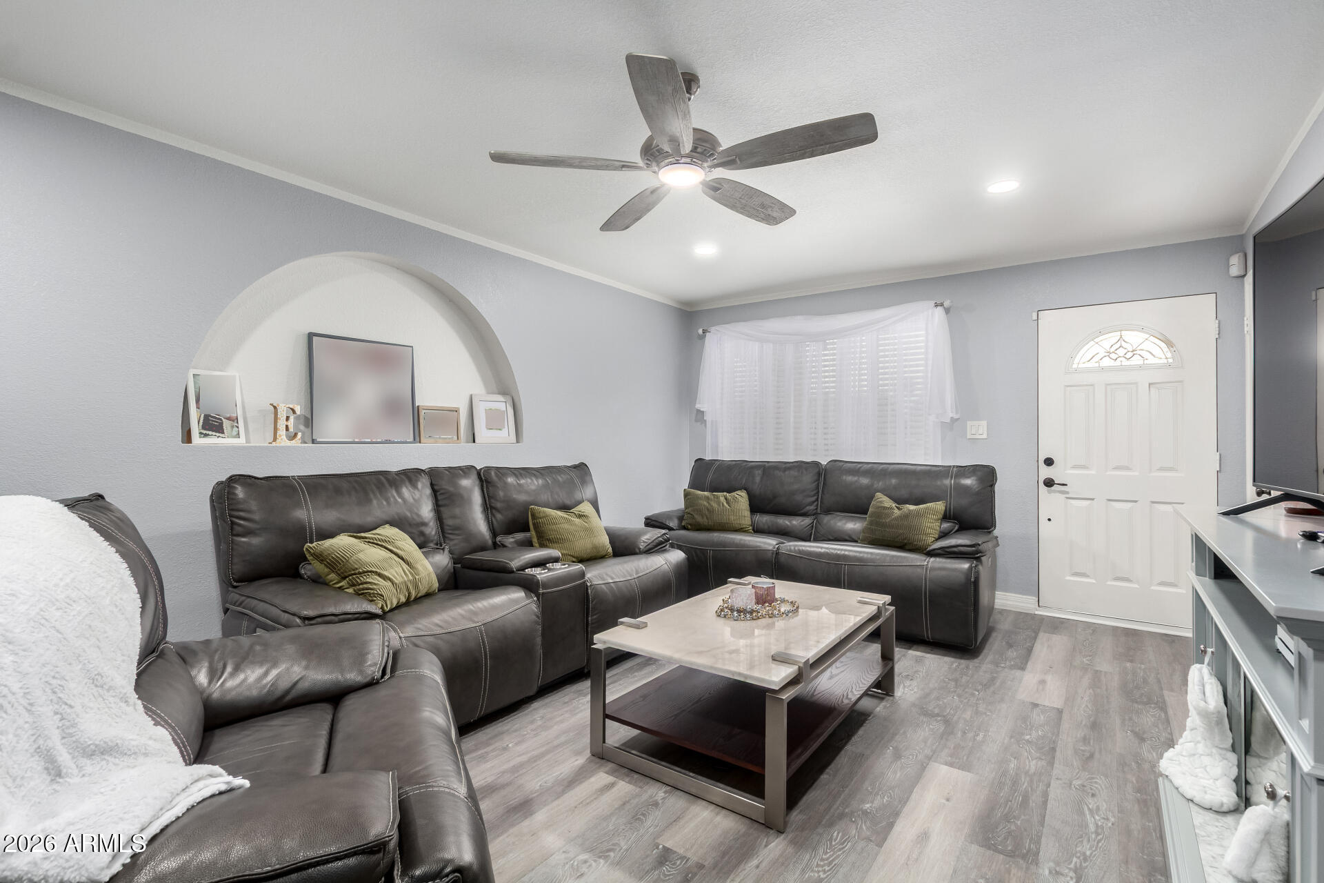 3840 W SIERRA Street