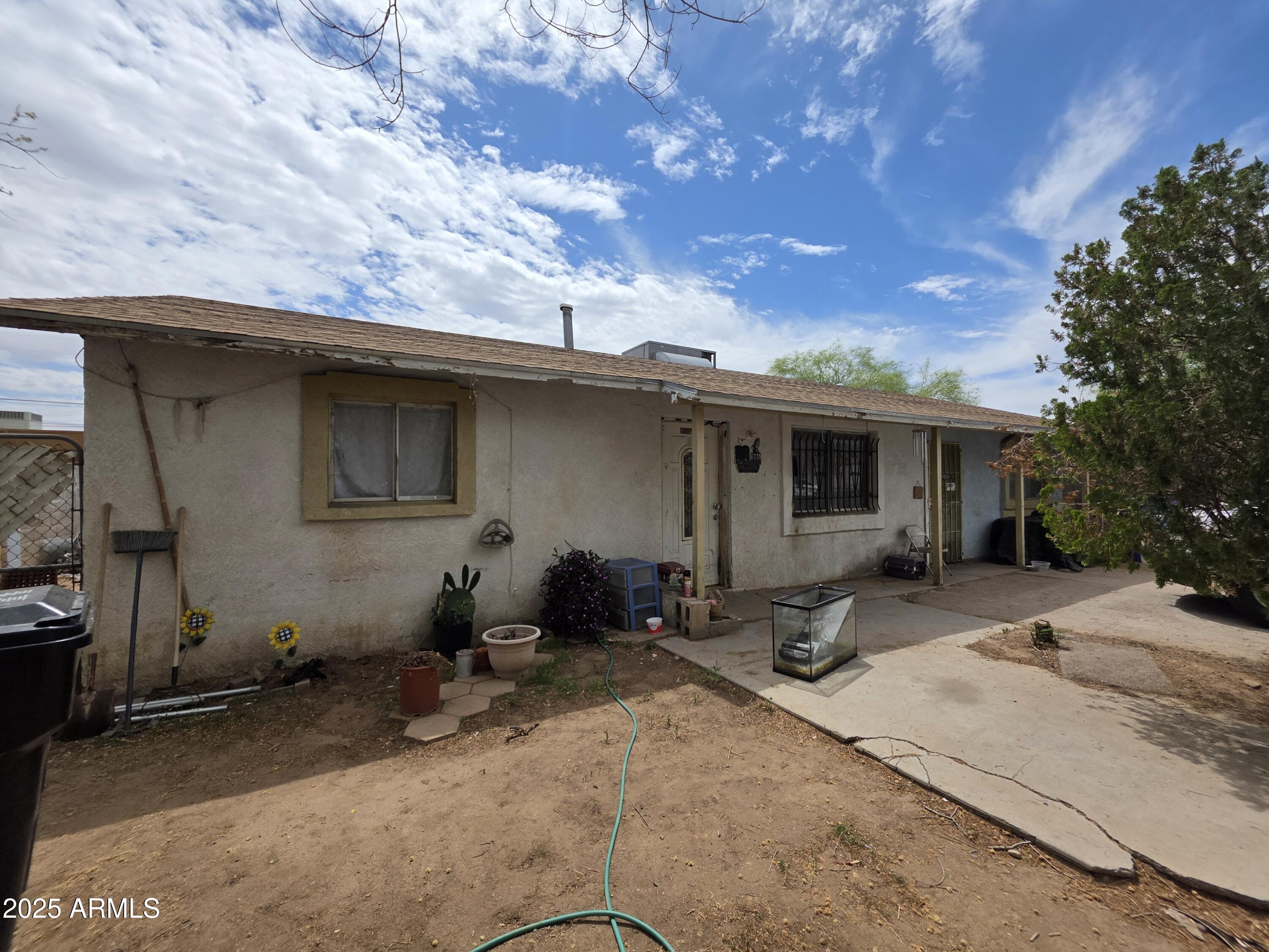 3235 W JEFFERSON Street