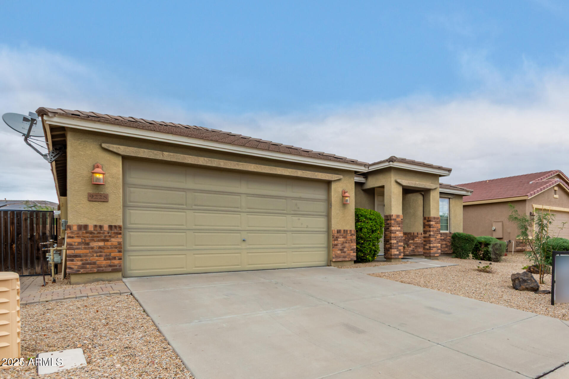 9228 W BLACK HILL Road