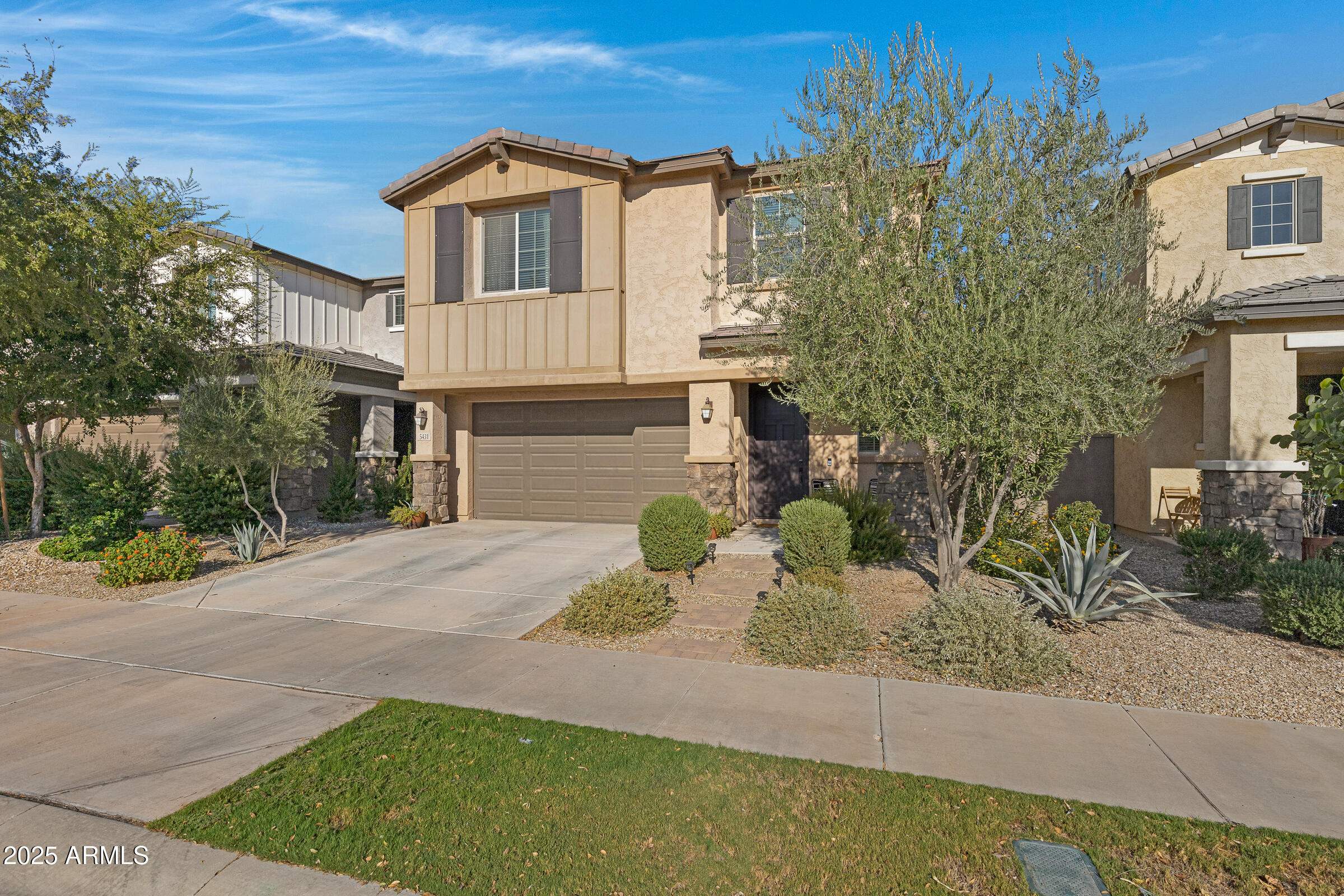 5431 S CANYON RIM --