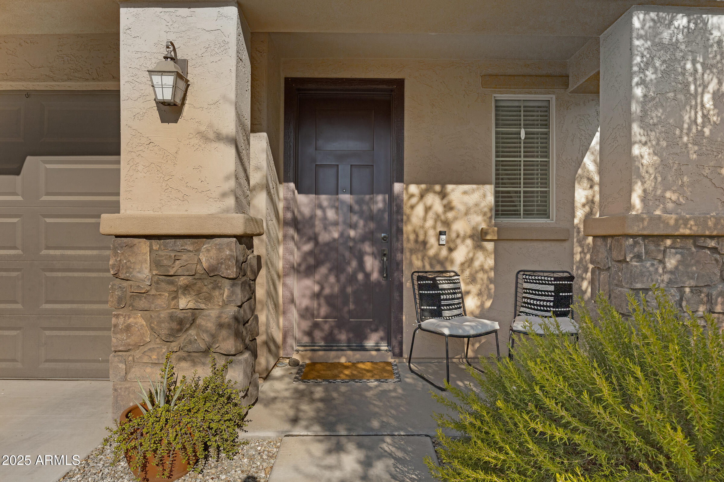 5431 S CANYON RIM --