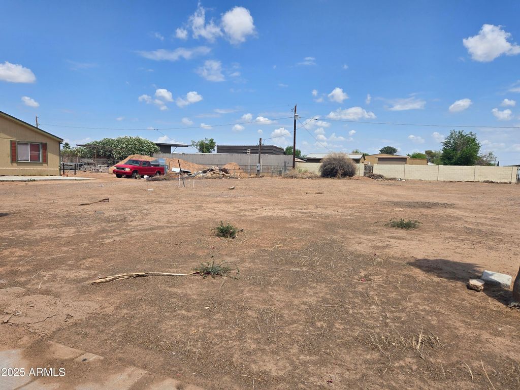 Photo of 5643 S 42nd Avenue #51, Phoenix, AZ 85041 (MLS # 6862389)