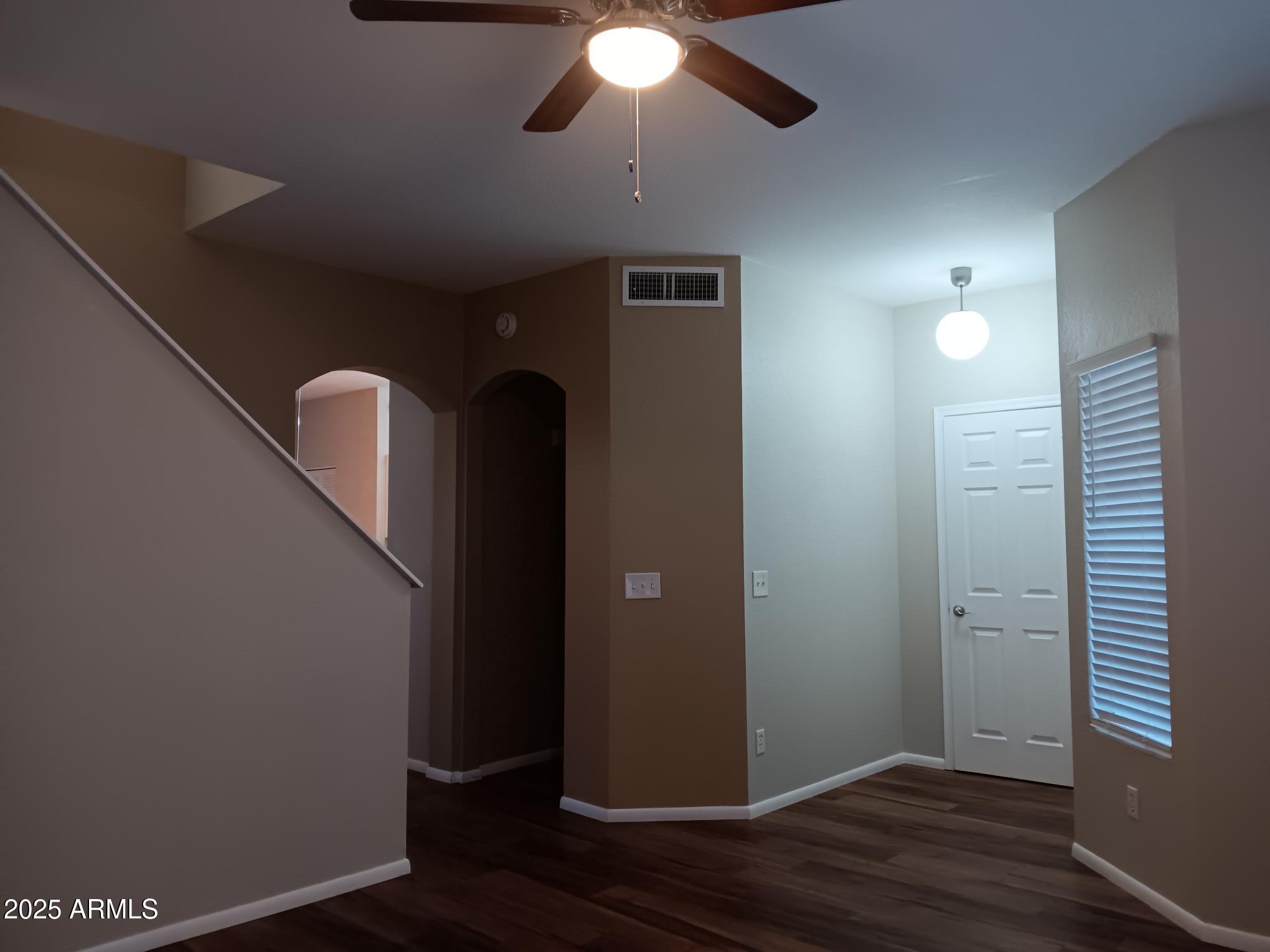 6827 W AIRE LIBRE Avenue