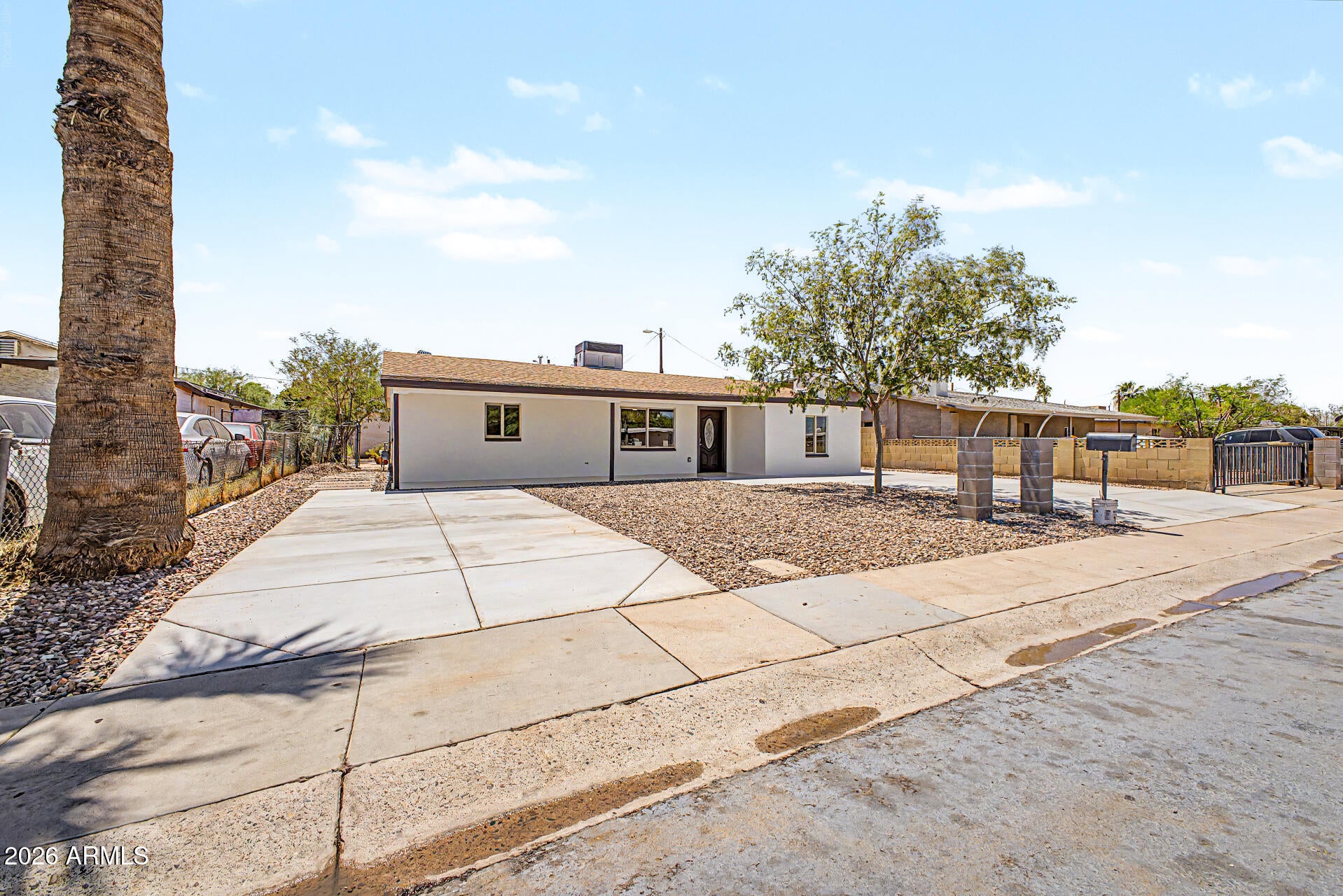 1609 W CHIPMAN Road