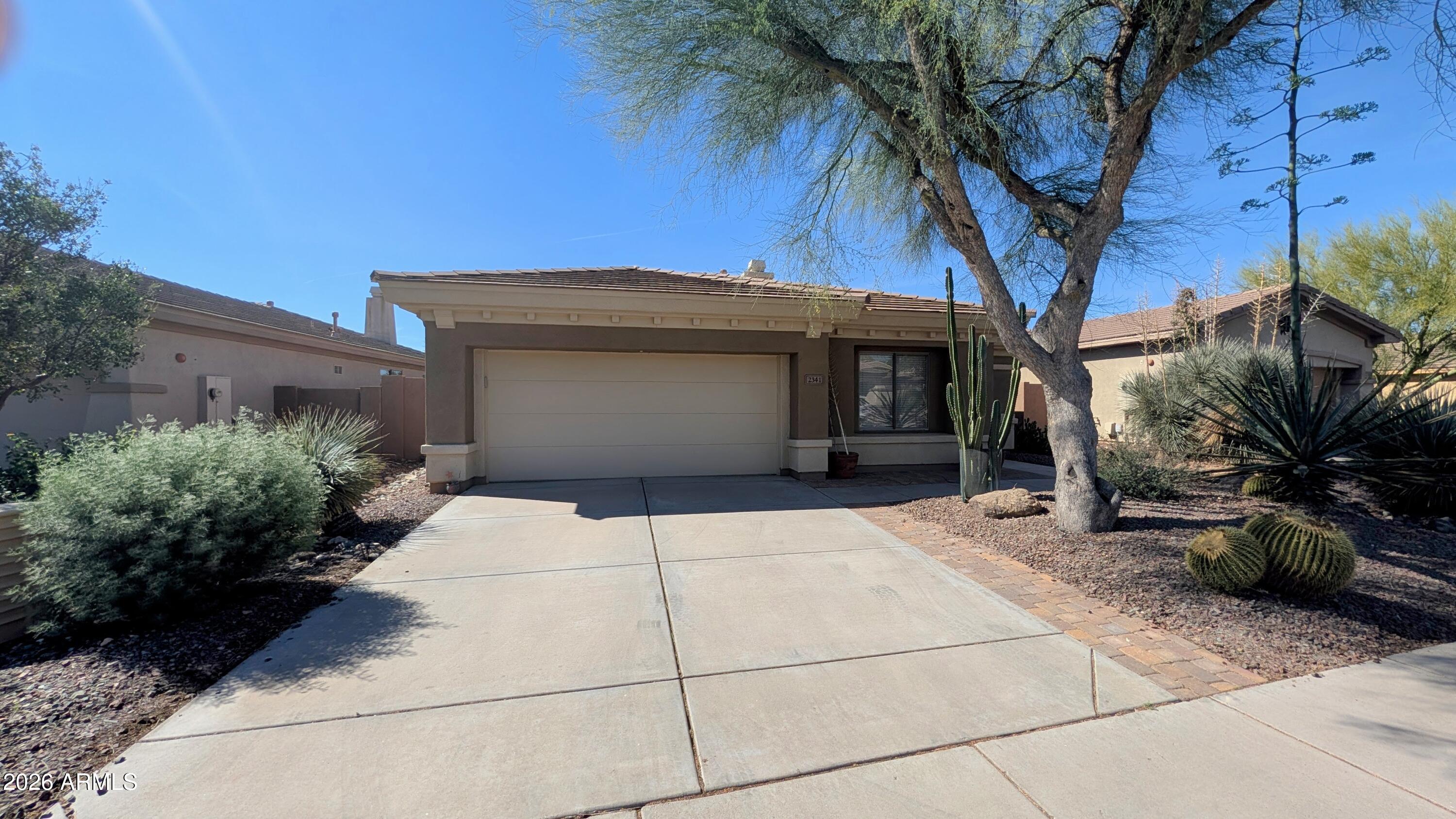 2341 W MUIRFIELD Drive