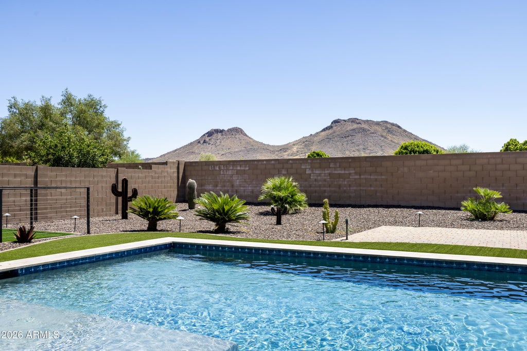 Photo of 25273 N 69th Avenue, Peoria, AZ 85383 (MLS # 7049446)