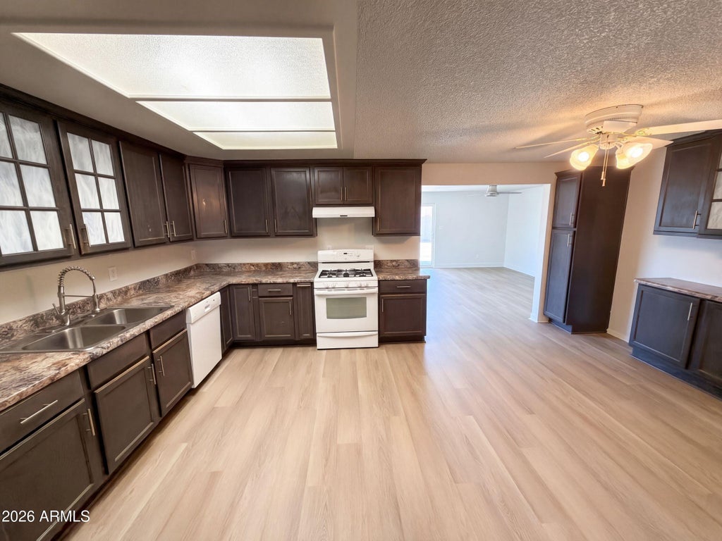 Photo of 5921 W Cypress Street, Phoenix, AZ 85035 (MLS # 7092291)