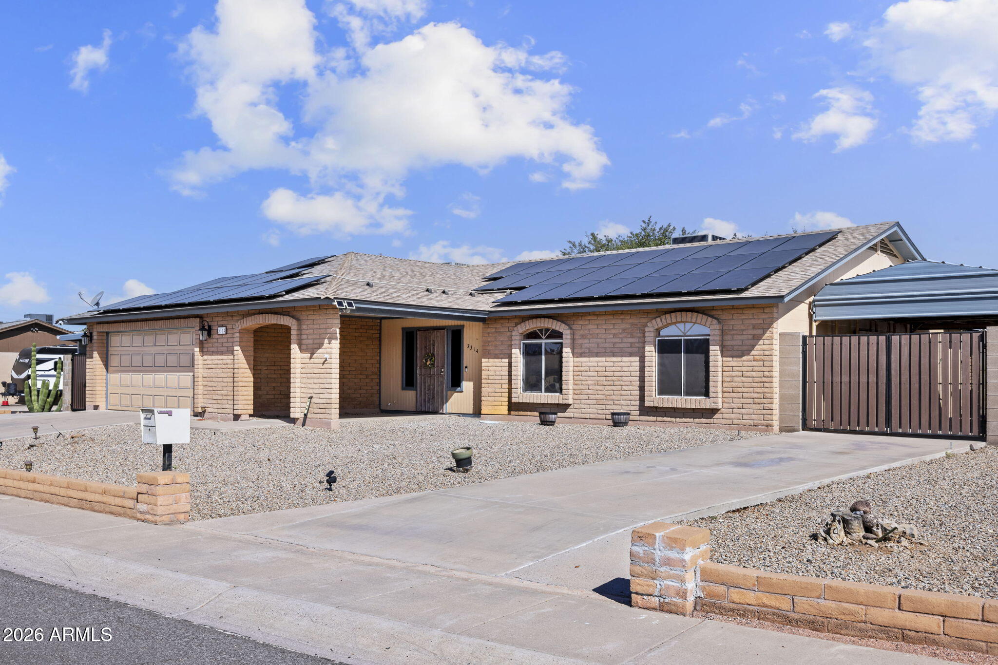 3314 W TOPEKA Drive