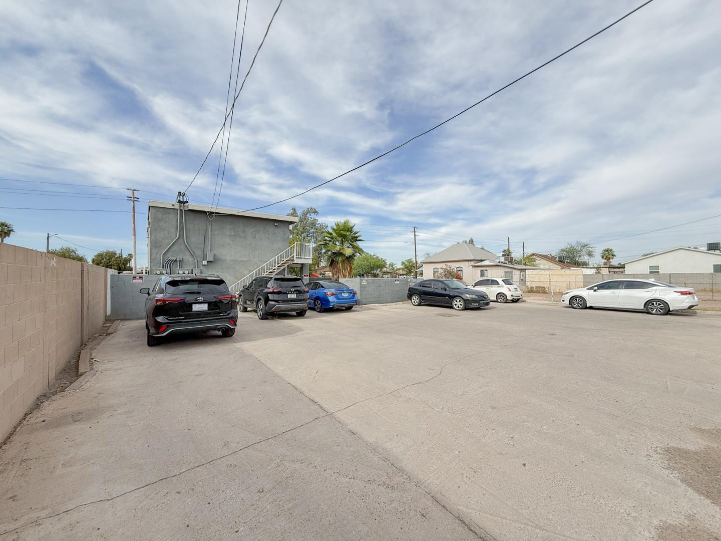 909 E ROOSEVELT Street Apt 6