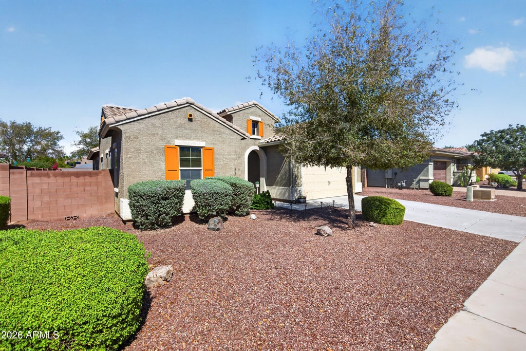 Photo of 18576 W Kendall Street, Goodyear, AZ 85338 (MLS # 7080526)