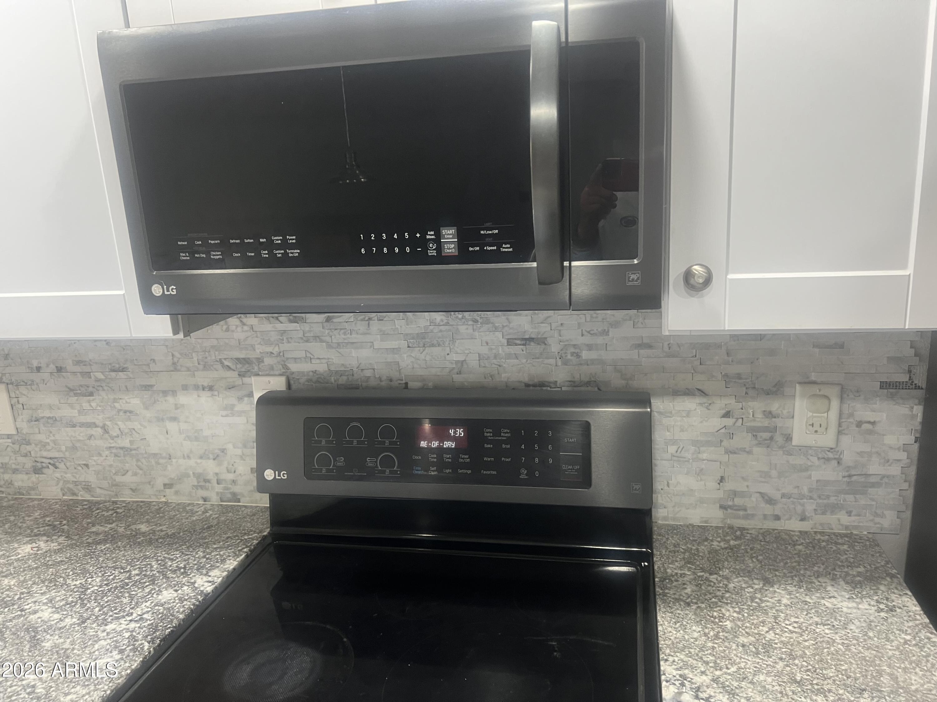 5406 S HAZELTON Lane