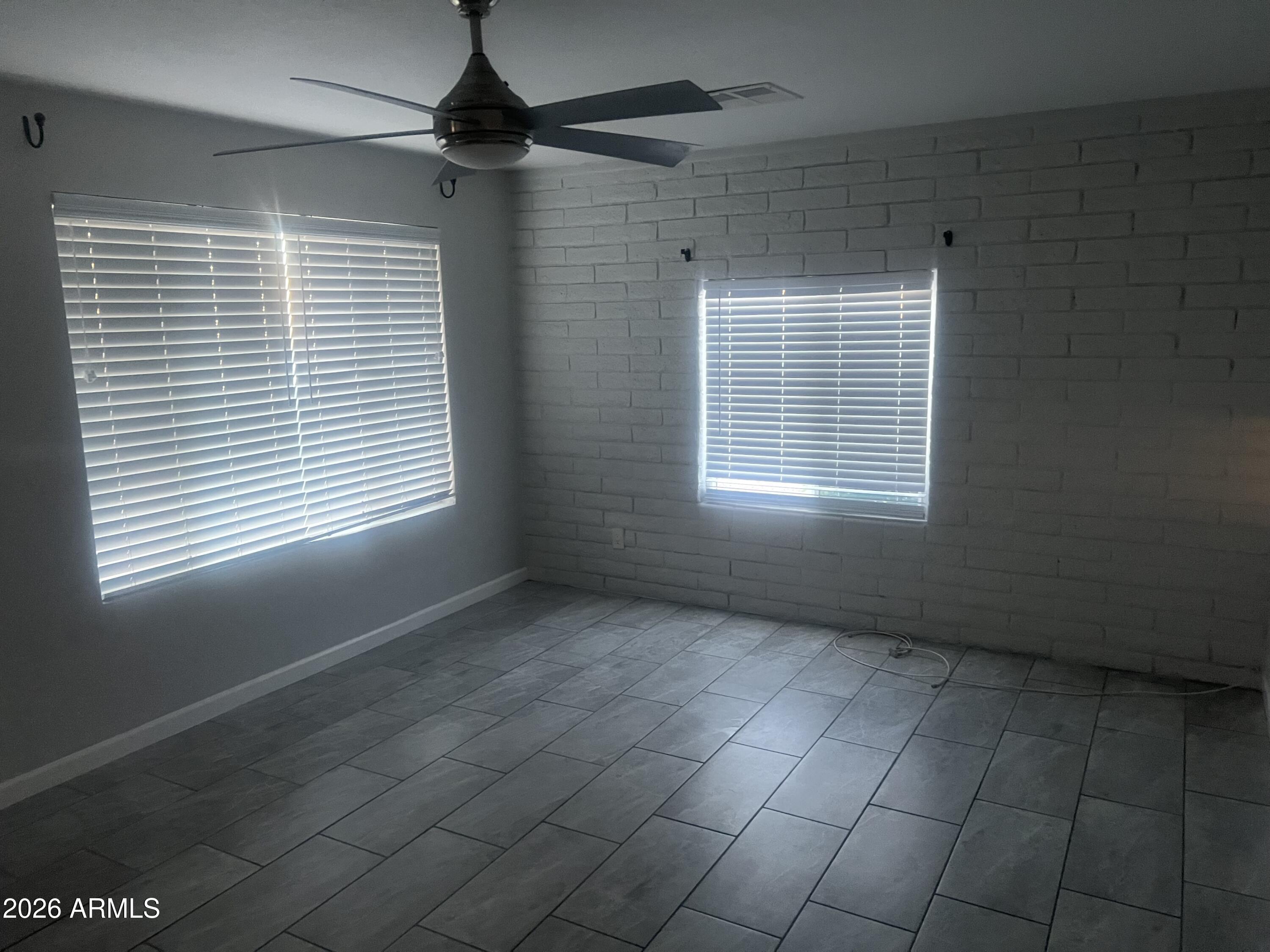 5406 S HAZELTON Lane