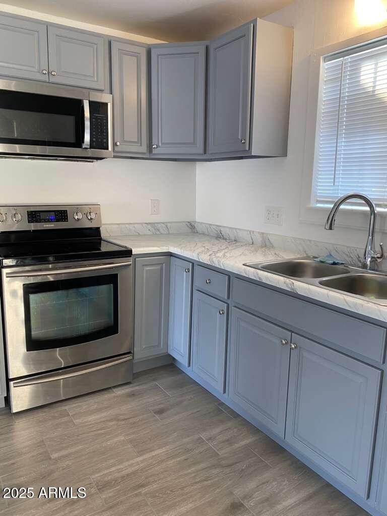 3340 W CHARTER OAK Road