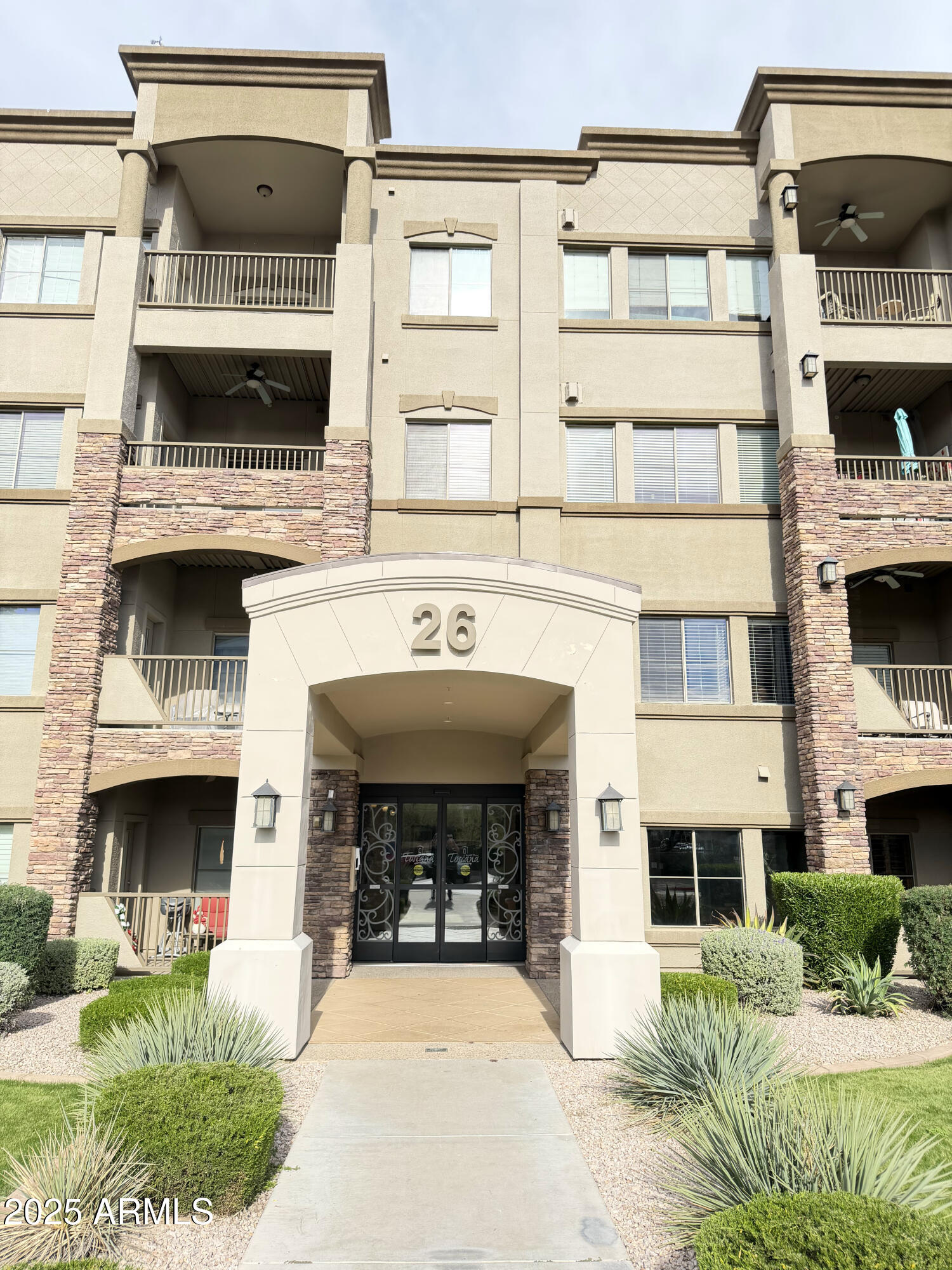 5350 E DEER VALLEY Drive 2434