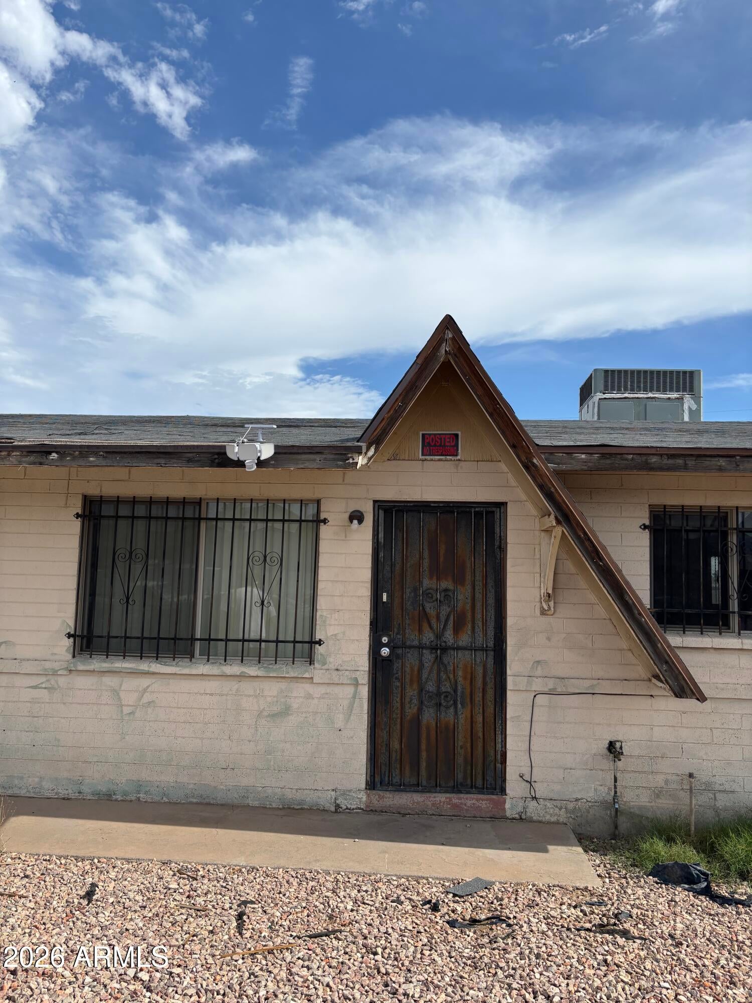 2108 E ALTA VISTA Road
