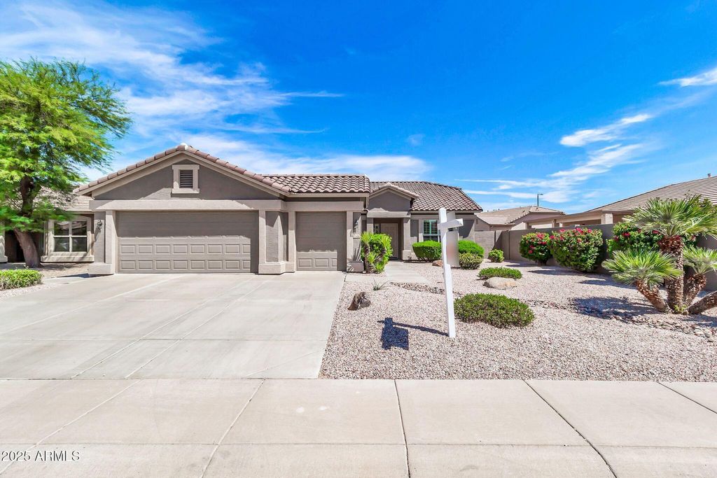 Photo of 3624 E County Down Drive, Chandler, AZ 85249 (MLS # 6911405)