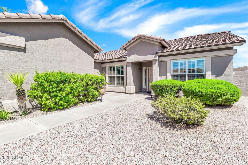 Photo of 3624 E County Down Drive, Chandler, AZ 85249 (MLS # 6911405)