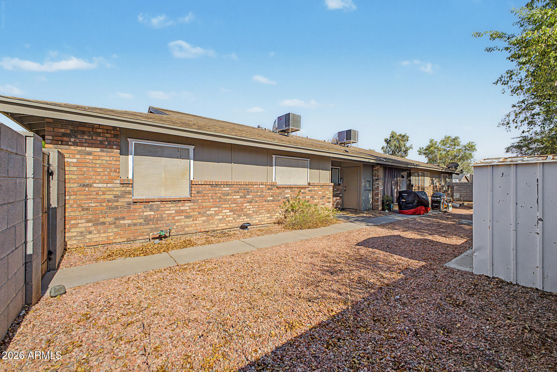 2931 E Beck Lane 4