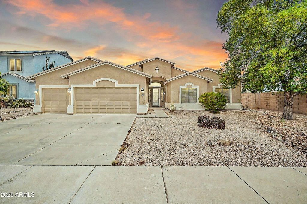 Photo of 6003 N 132nd Drive, Litchfield Park, AZ 85340 (MLS # 6912221)