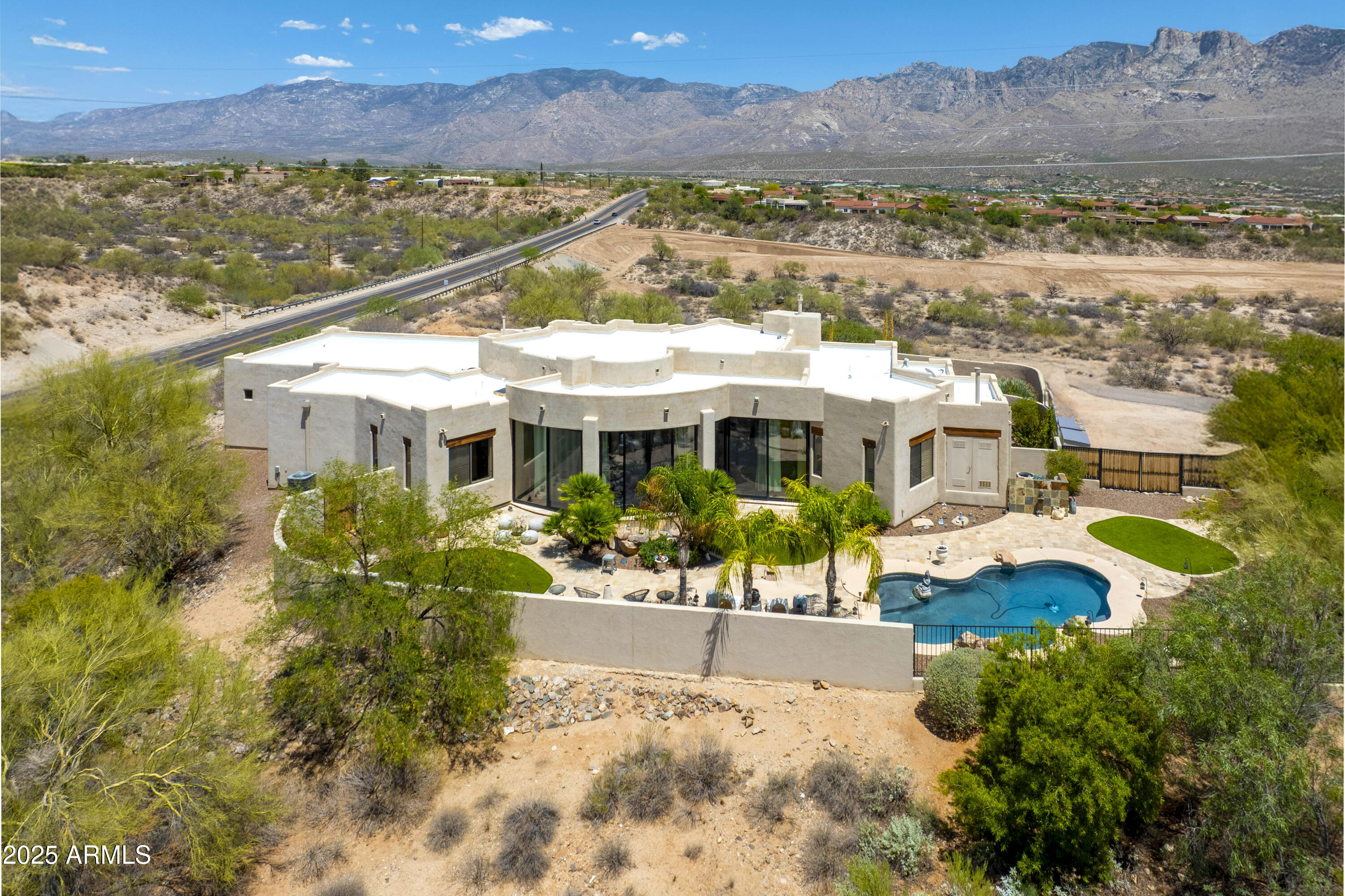 229 W NARANJA Drive